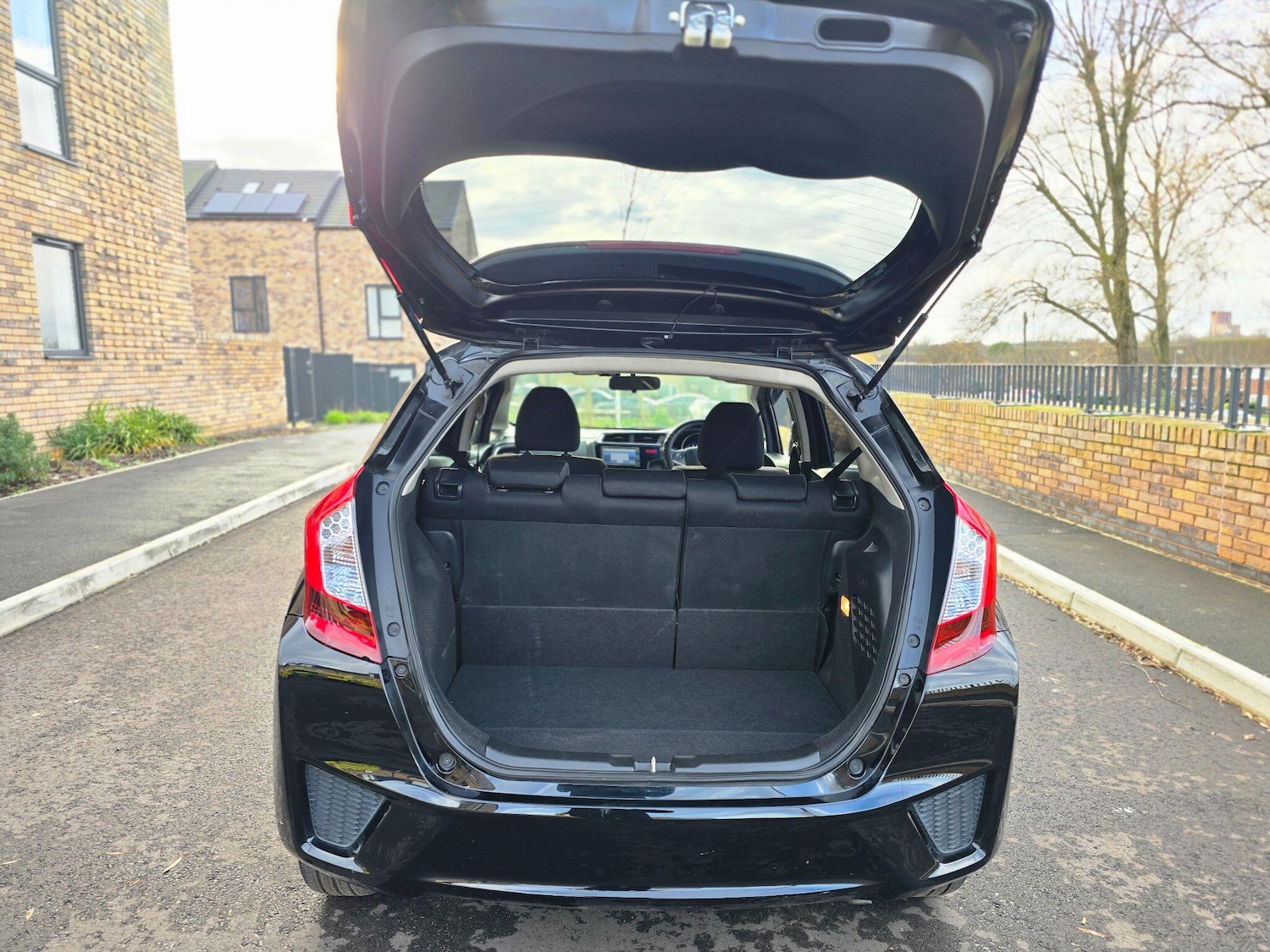 Used Honda Fit for sale - 76942348: Photo 34