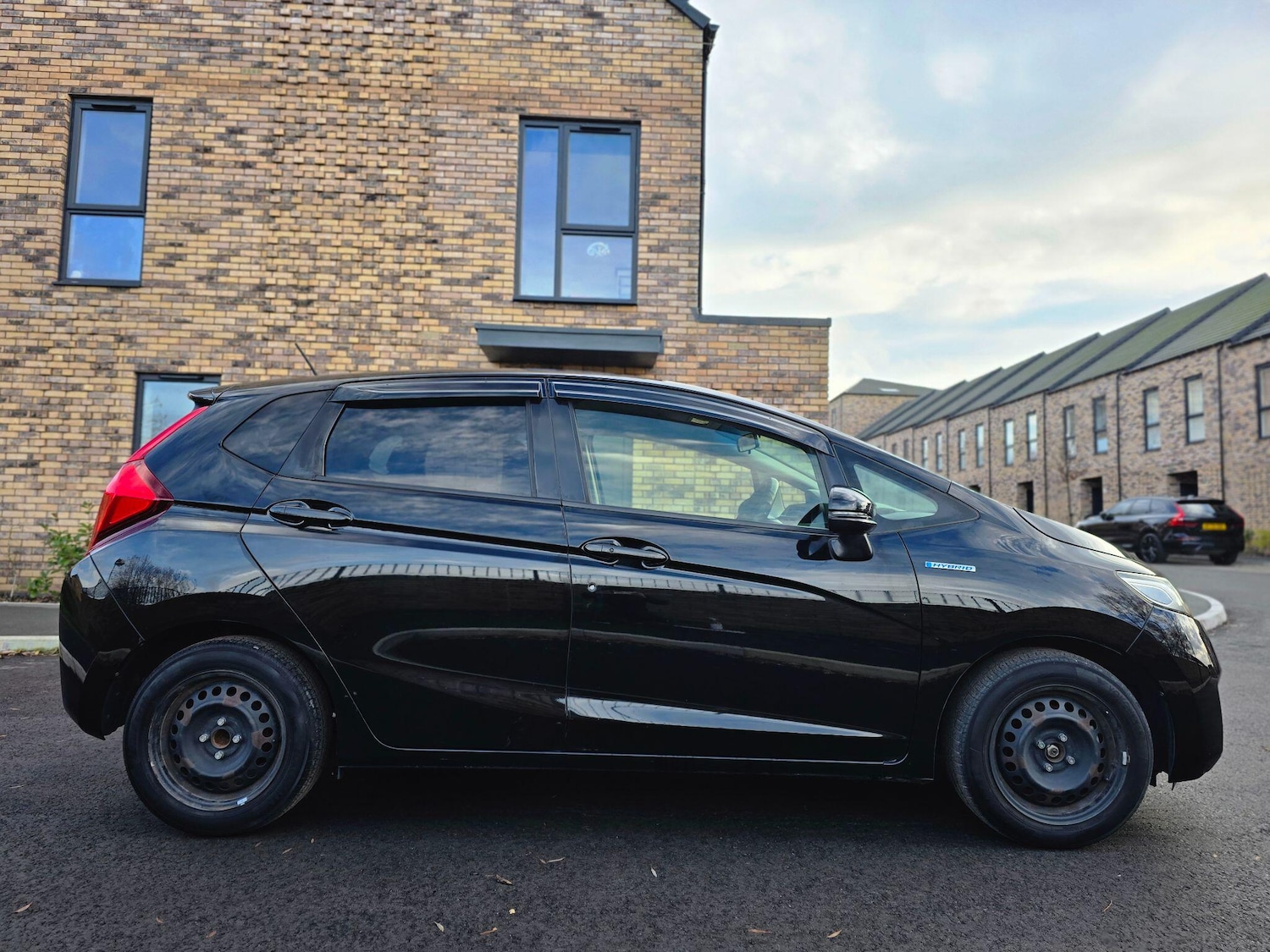 Used Honda Fit for sale - 76942348: Photo 8