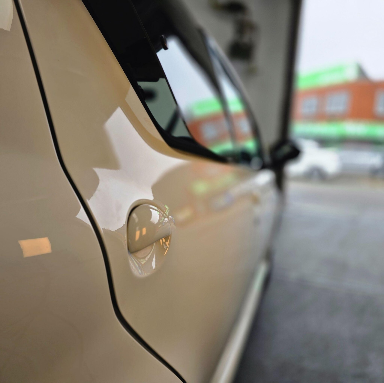 Used Toyota AYGO 2011 for sale - 76926325: Photo 12