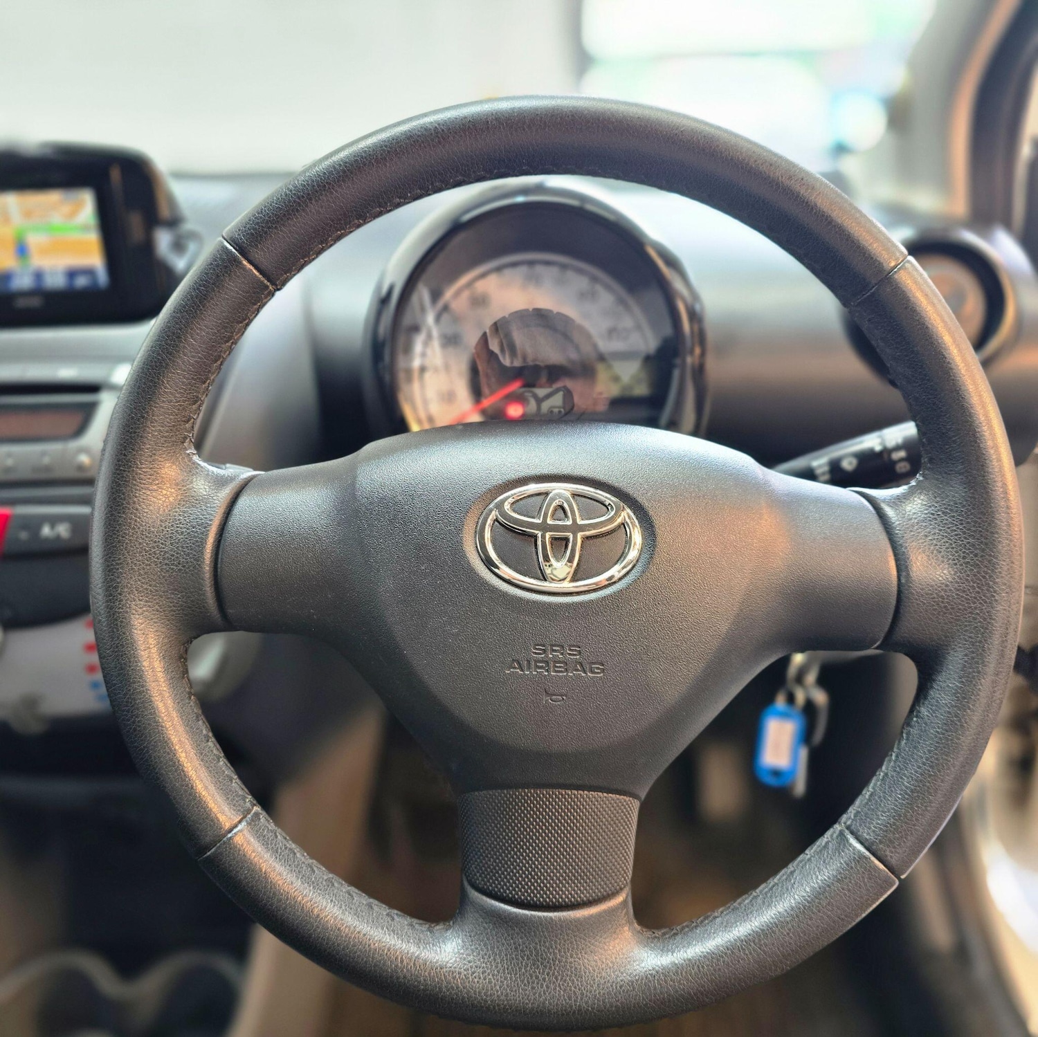 Used Toyota AYGO 2011 for sale - 76926325: Photo 14