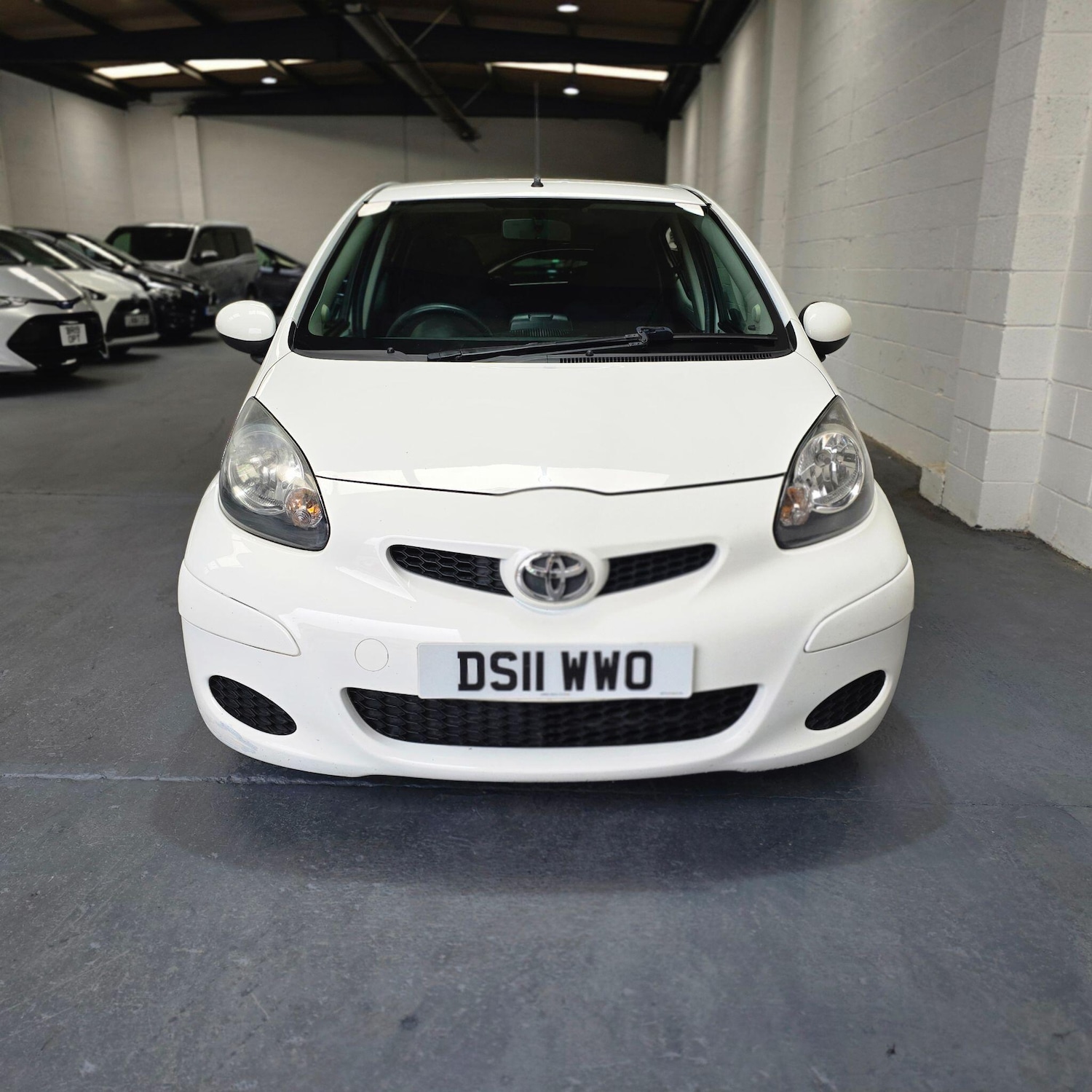 Used Toyota AYGO 2011 for sale - 76926325: Photo 2
