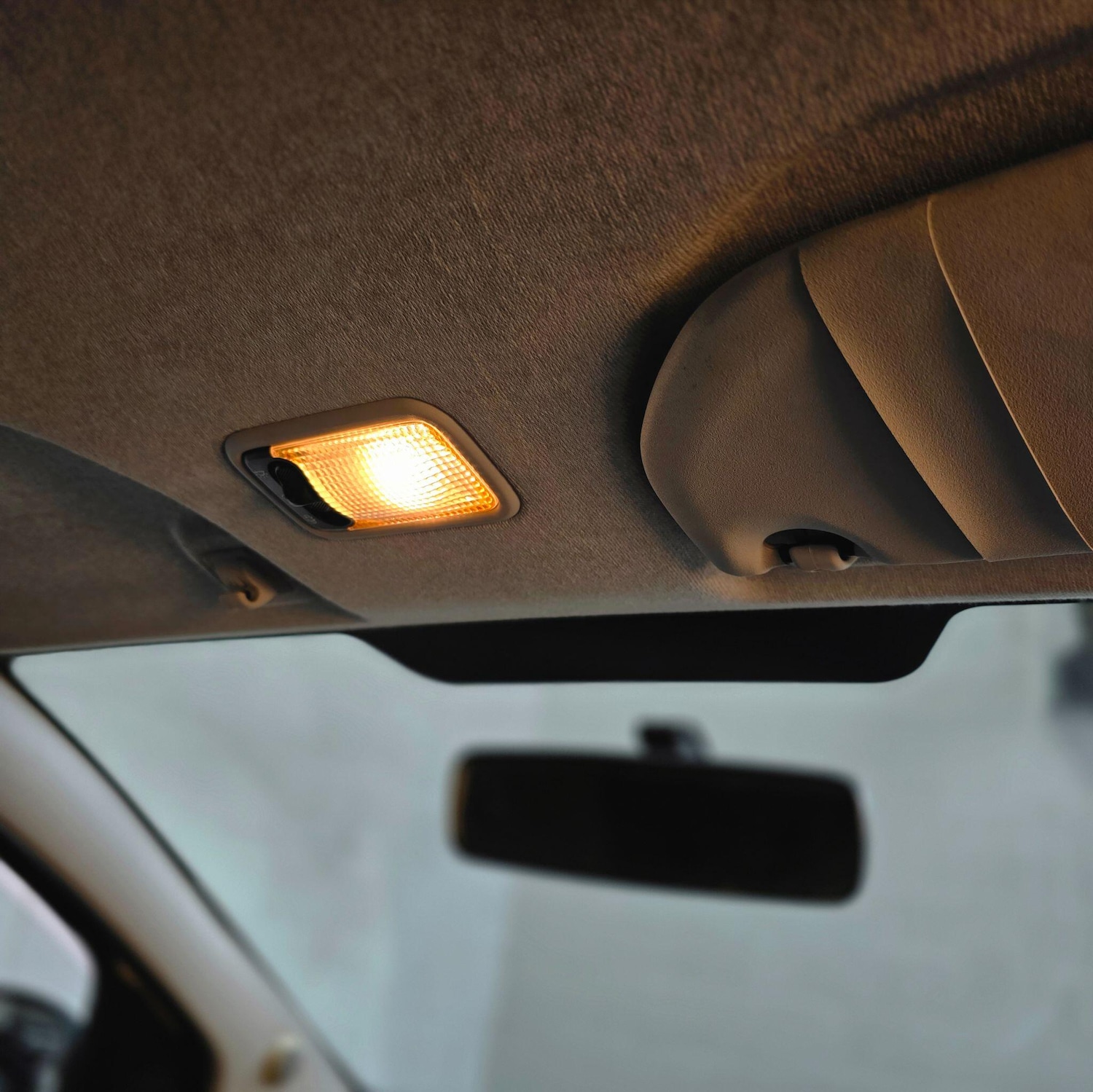 Used Toyota AYGO 2011 for sale - 76926325: Photo 23