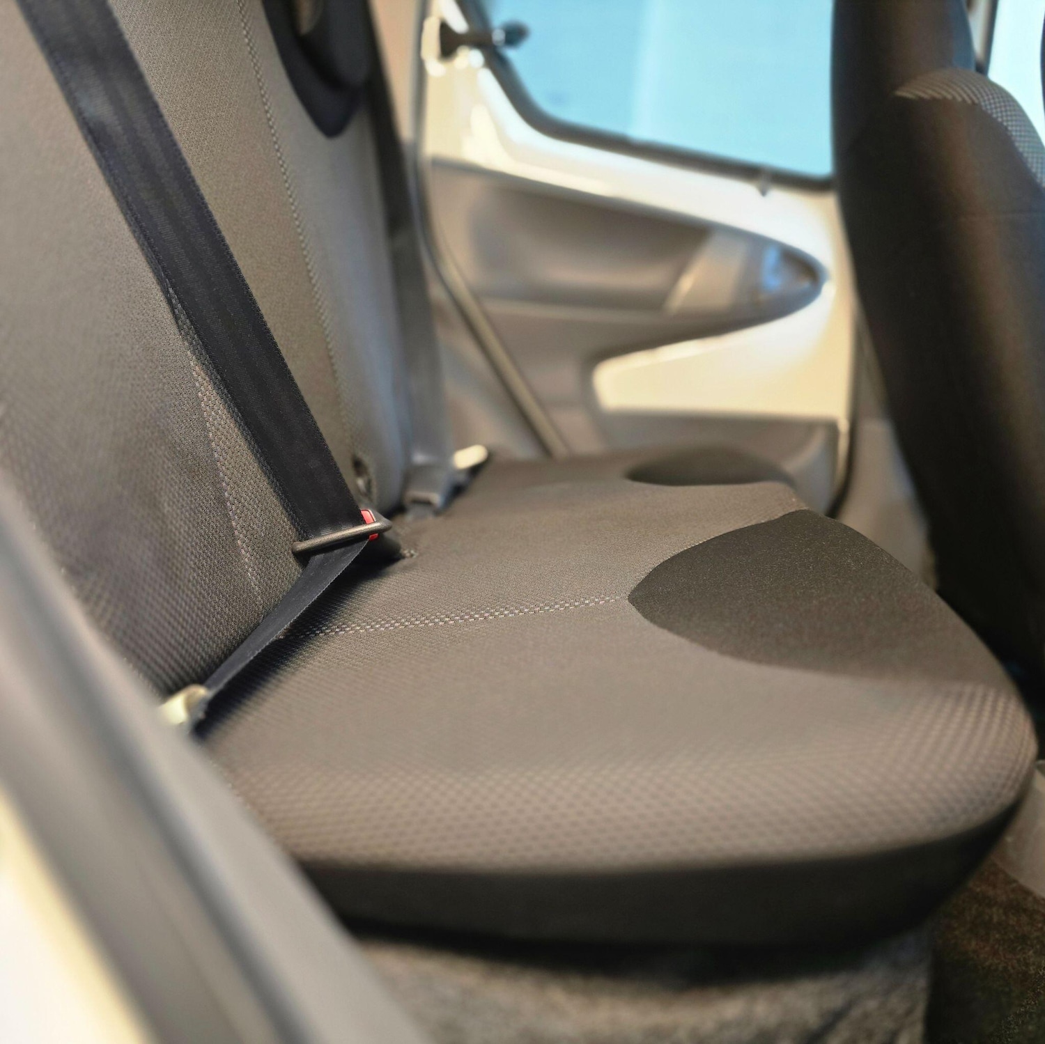 Used Toyota AYGO 2011 for sale - 76926325: Photo 36