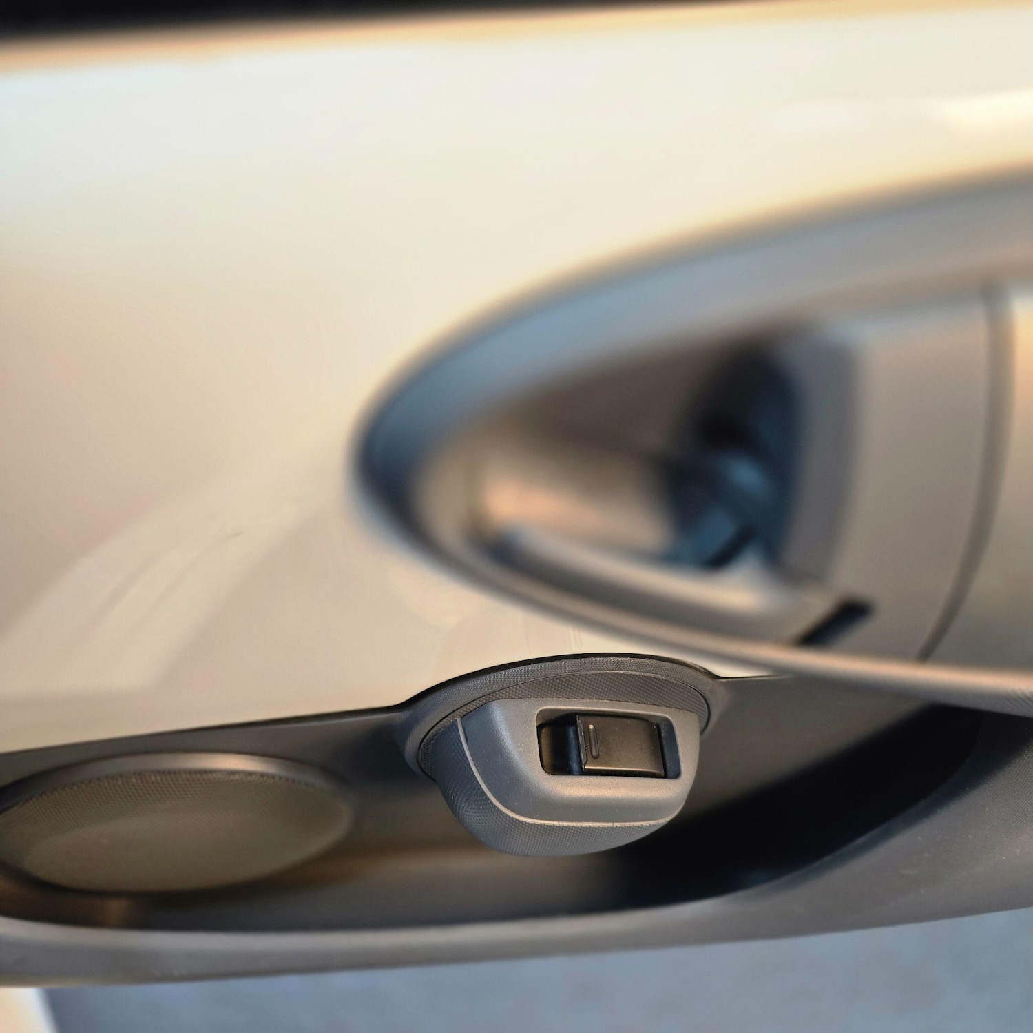 Used Toyota AYGO 2011 for sale - 76926325: Photo 42