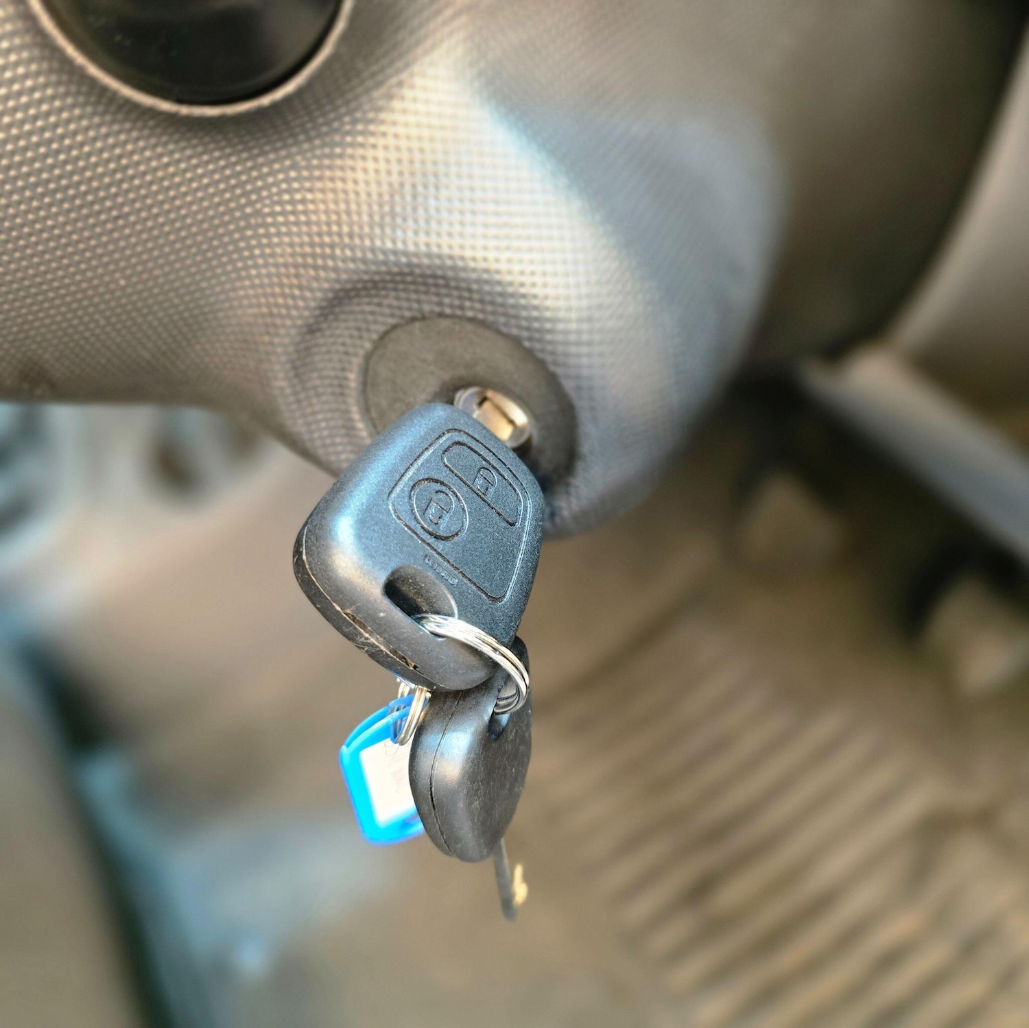 Used Toyota AYGO 2011 for sale - 76926325: Photo 47