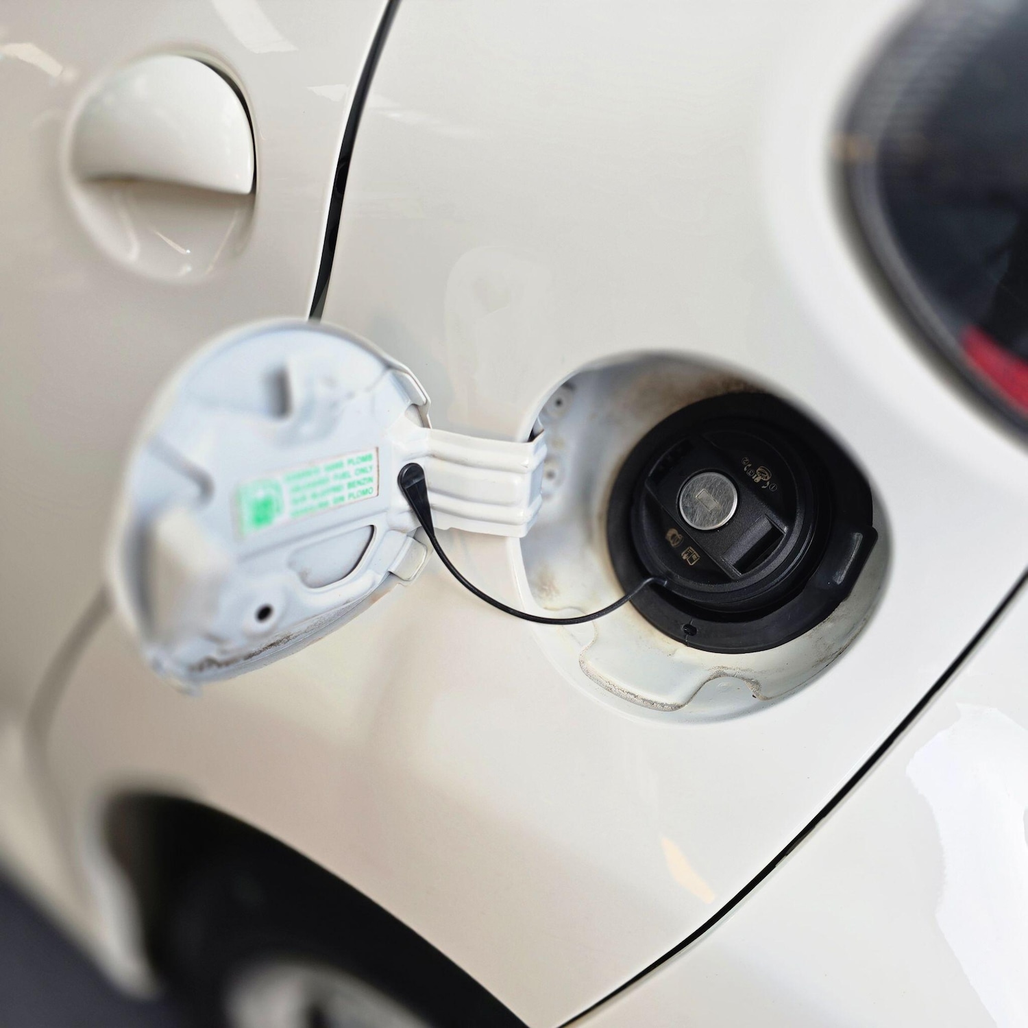 Used Toyota AYGO 2011 for sale - 76926325: Photo 51