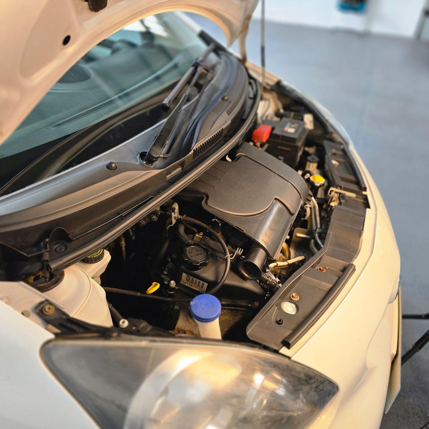 Used Toyota AYGO 2011 for sale - 76926325: Photo 52