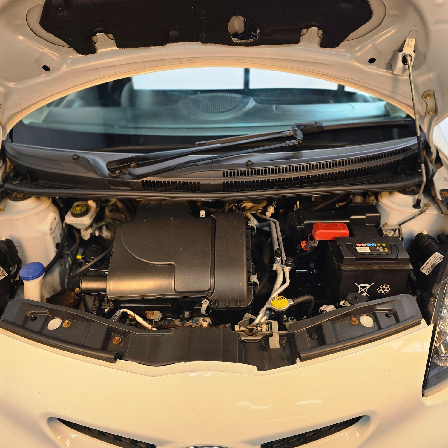 Used Toyota AYGO 2011 for sale - 76926325: Photo 53