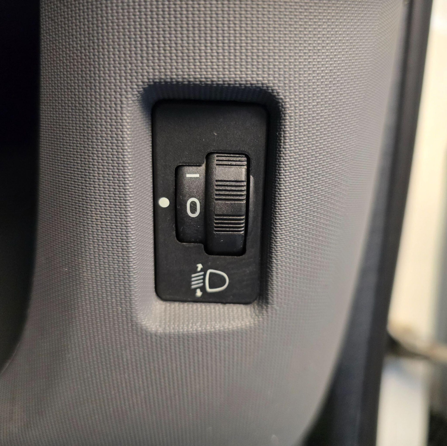 Used Toyota AYGO 2011 for sale - 76926325: Photo 54