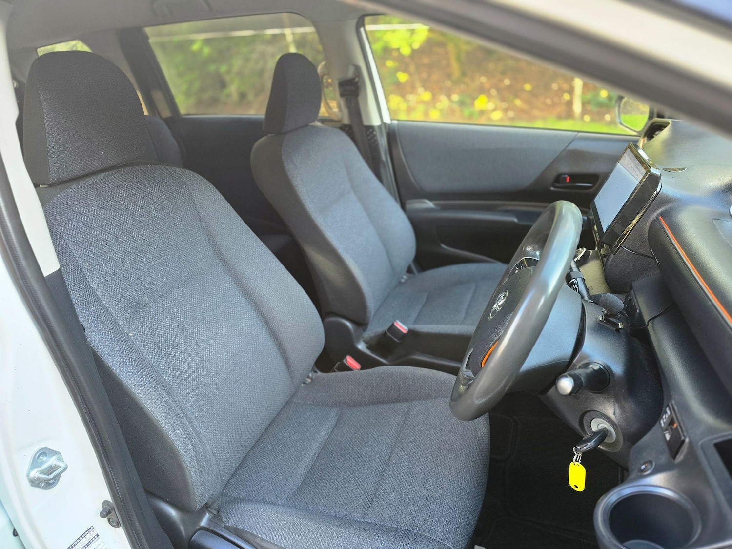 Used Toyota Sienta 2025 for sale - 76866017: Photo 12