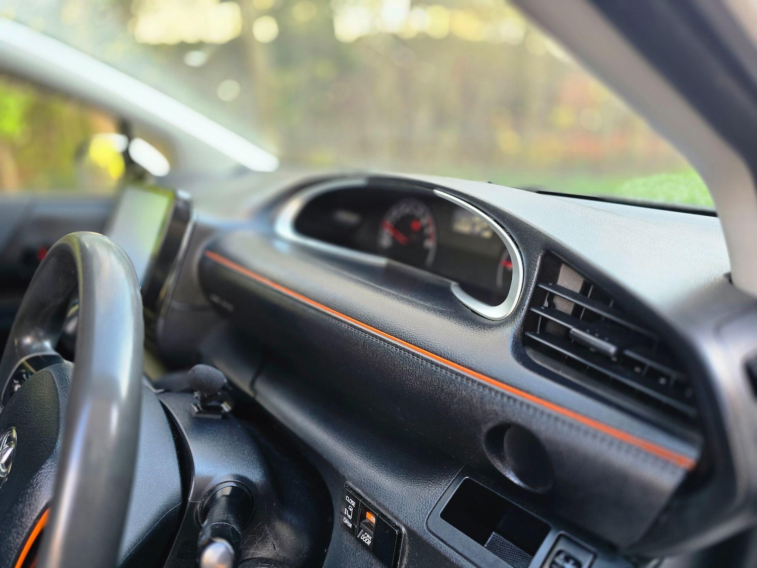 Used Toyota Sienta 2025 for sale - 76866017: Photo 18