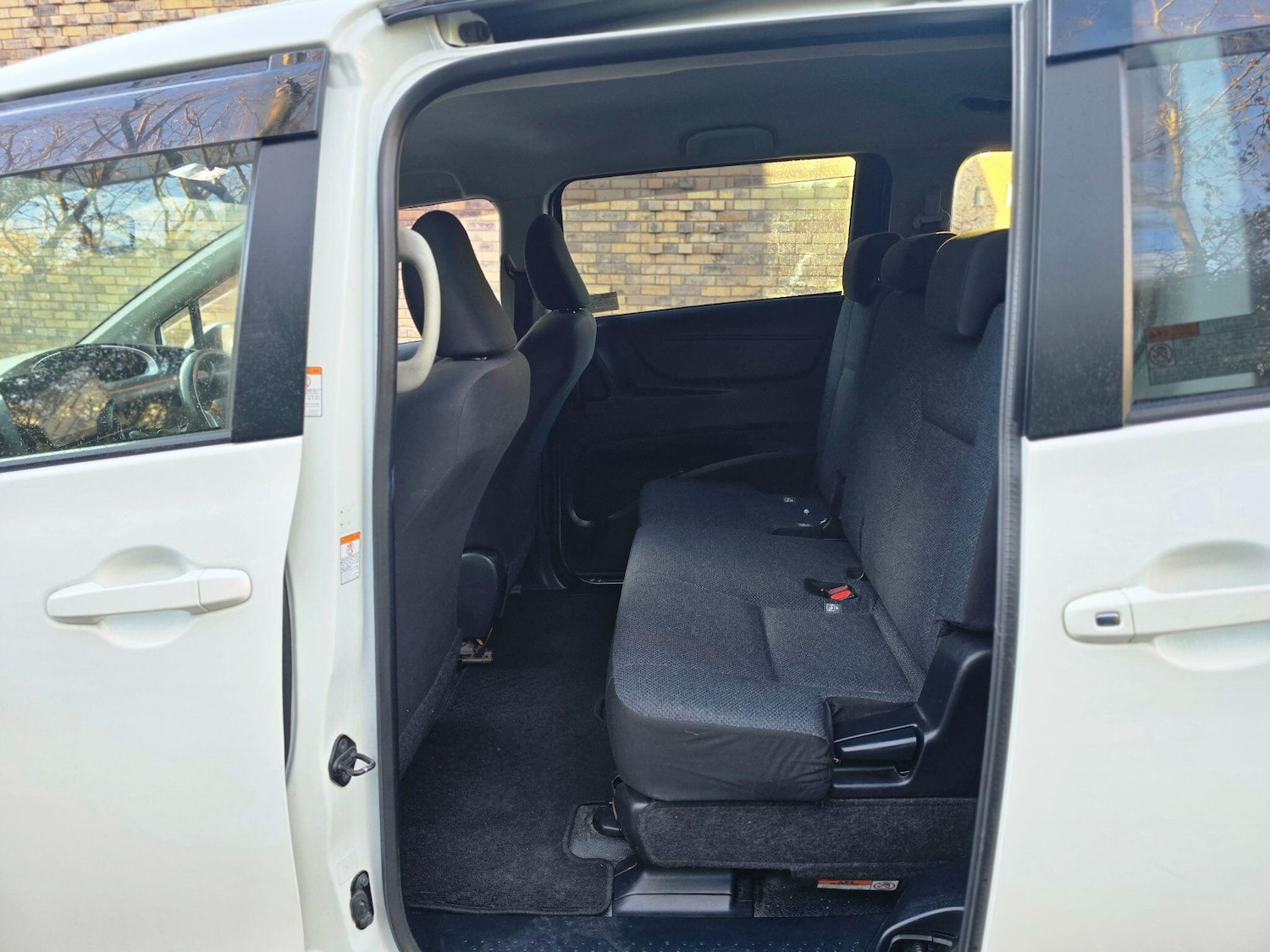 Used Toyota Sienta 2025 for sale - 76866017: Photo 20