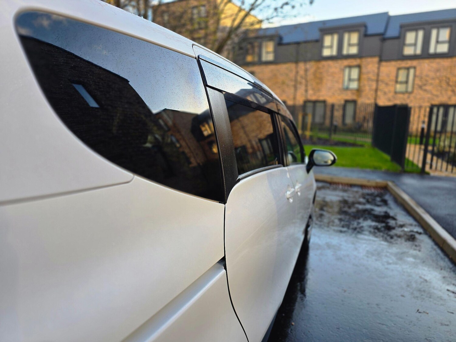 Used Toyota Sienta 2025 for sale - 76866017: Photo 34