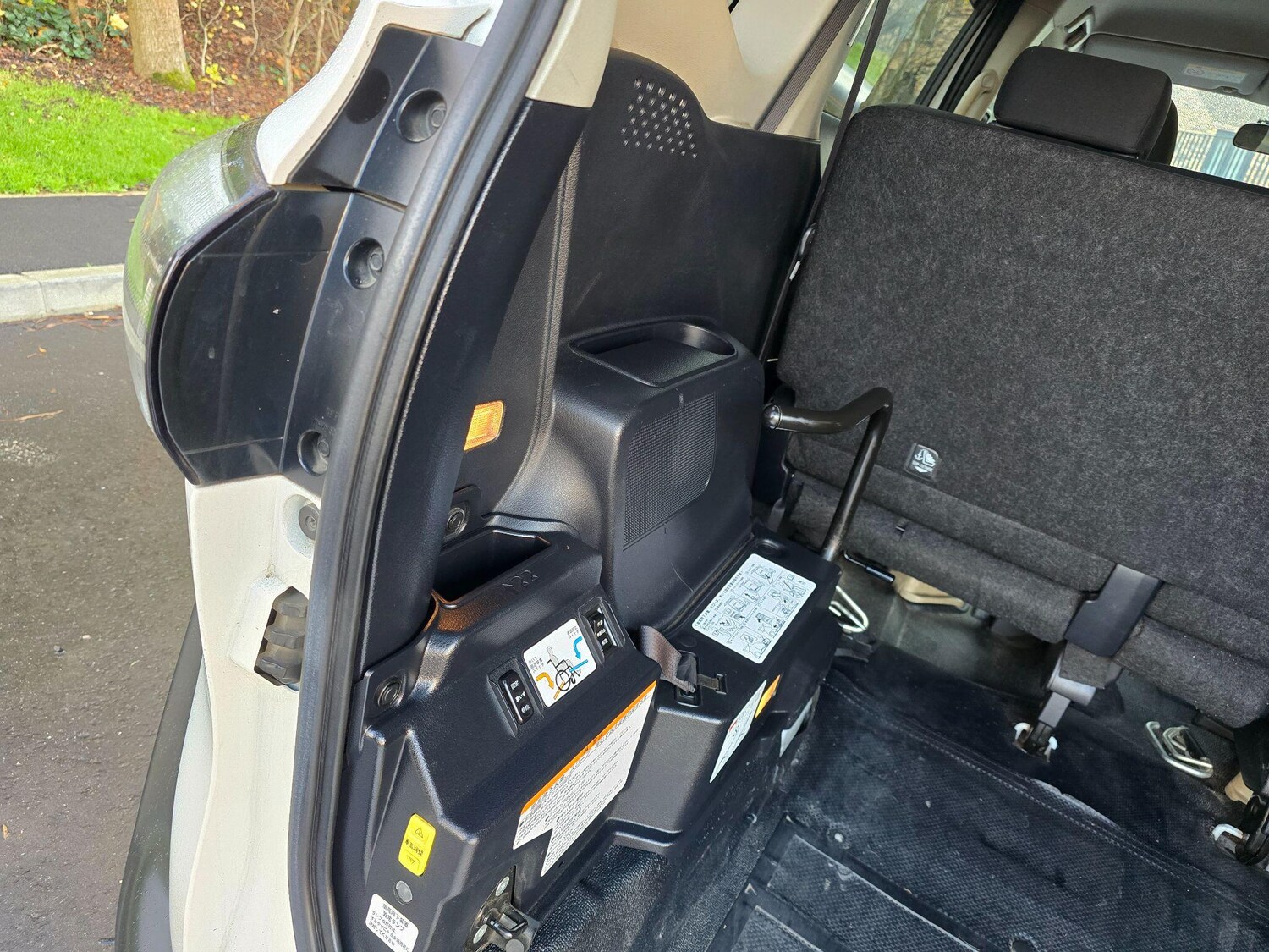 Used Toyota Sienta 2025 for sale - 76866017: Photo 43