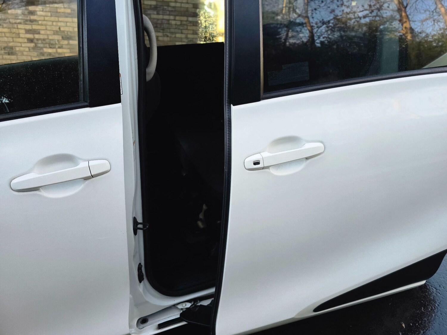 Used Toyota Sienta 2025 for sale - 76866017: Photo 45