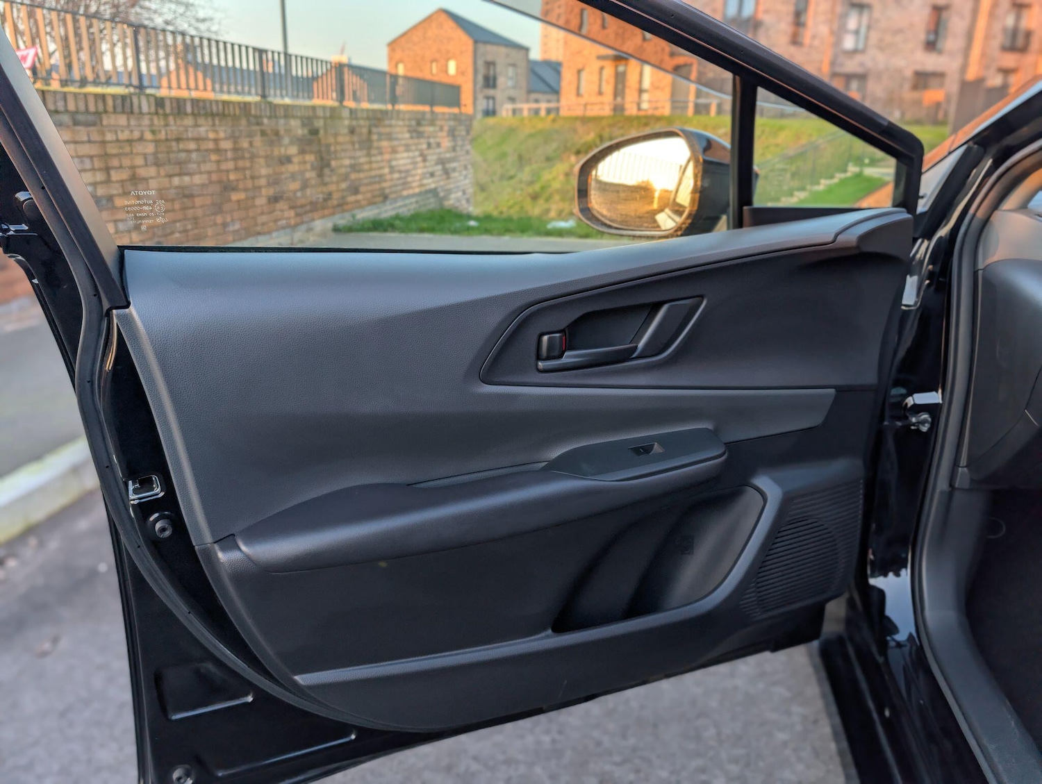 Used Toyota Prius for sale - 77784132: Photo 30