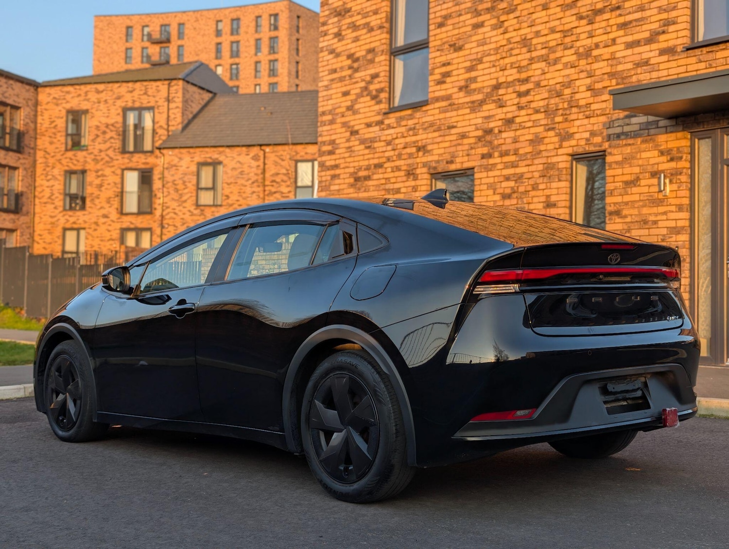 Used Toyota Prius for sale - 77784132: Photo 4