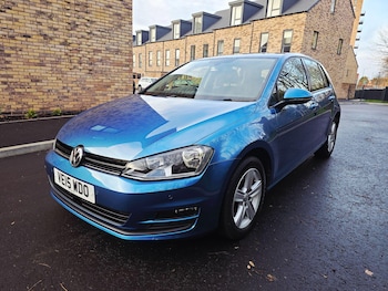Used Volkswagen Golf 2015 for sale - 76926523: Photo
