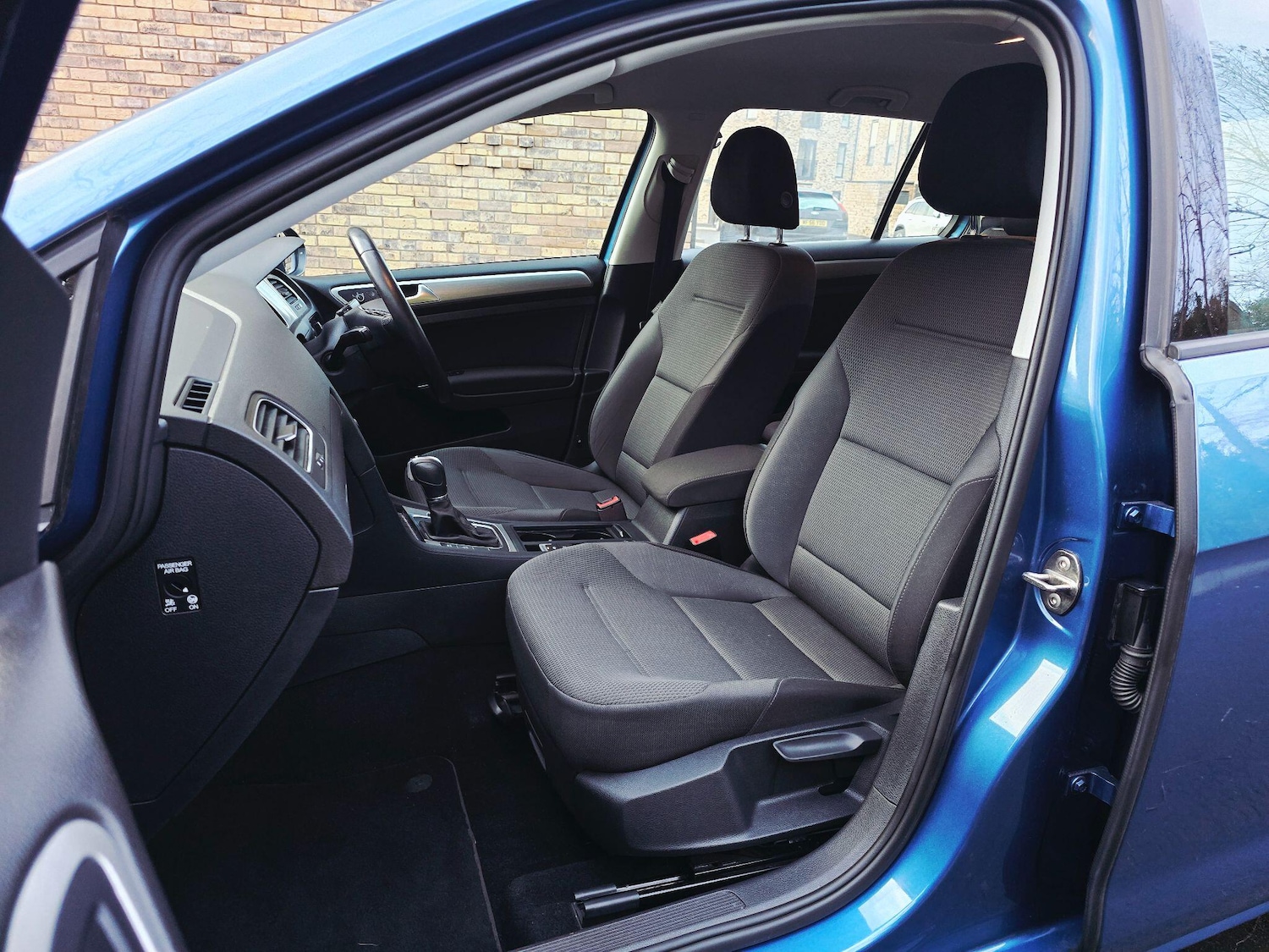 Used Volkswagen Golf 2015 for sale - 76926523: Photo 53