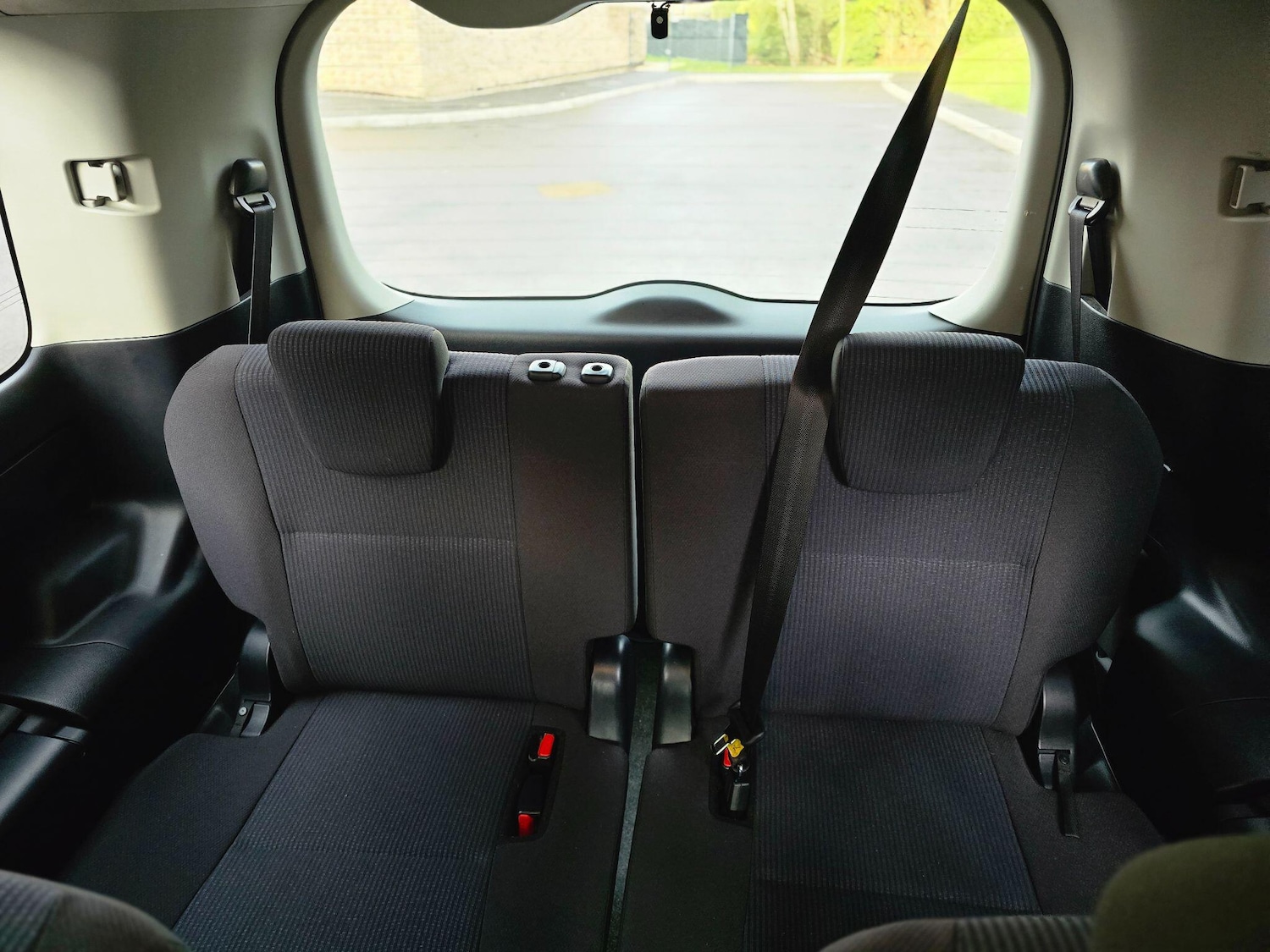 Used Toyota Noah 2024 for sale - 76865372: Photo 15