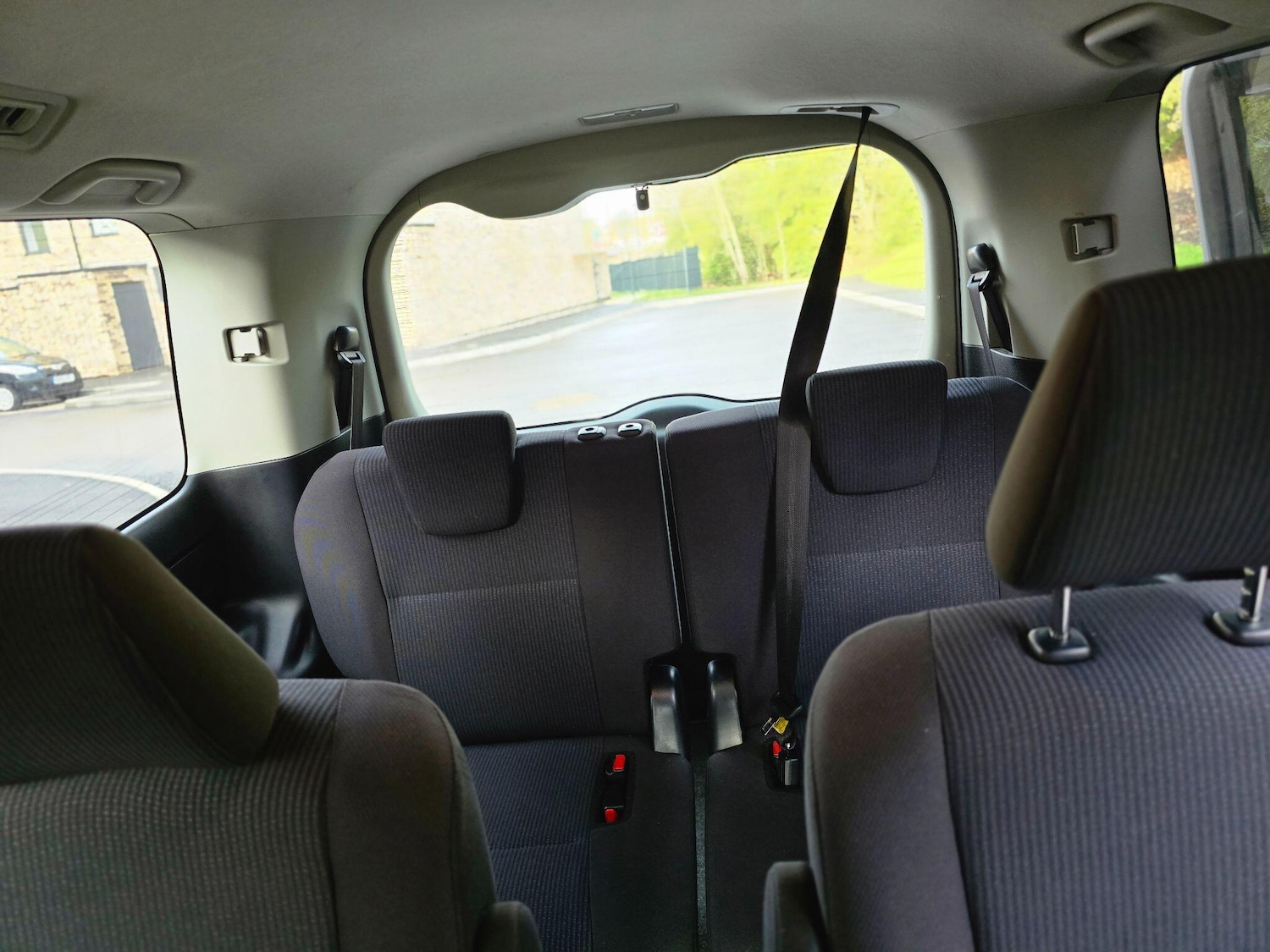 Used Toyota Noah 2024 for sale - 76865372: Photo 16