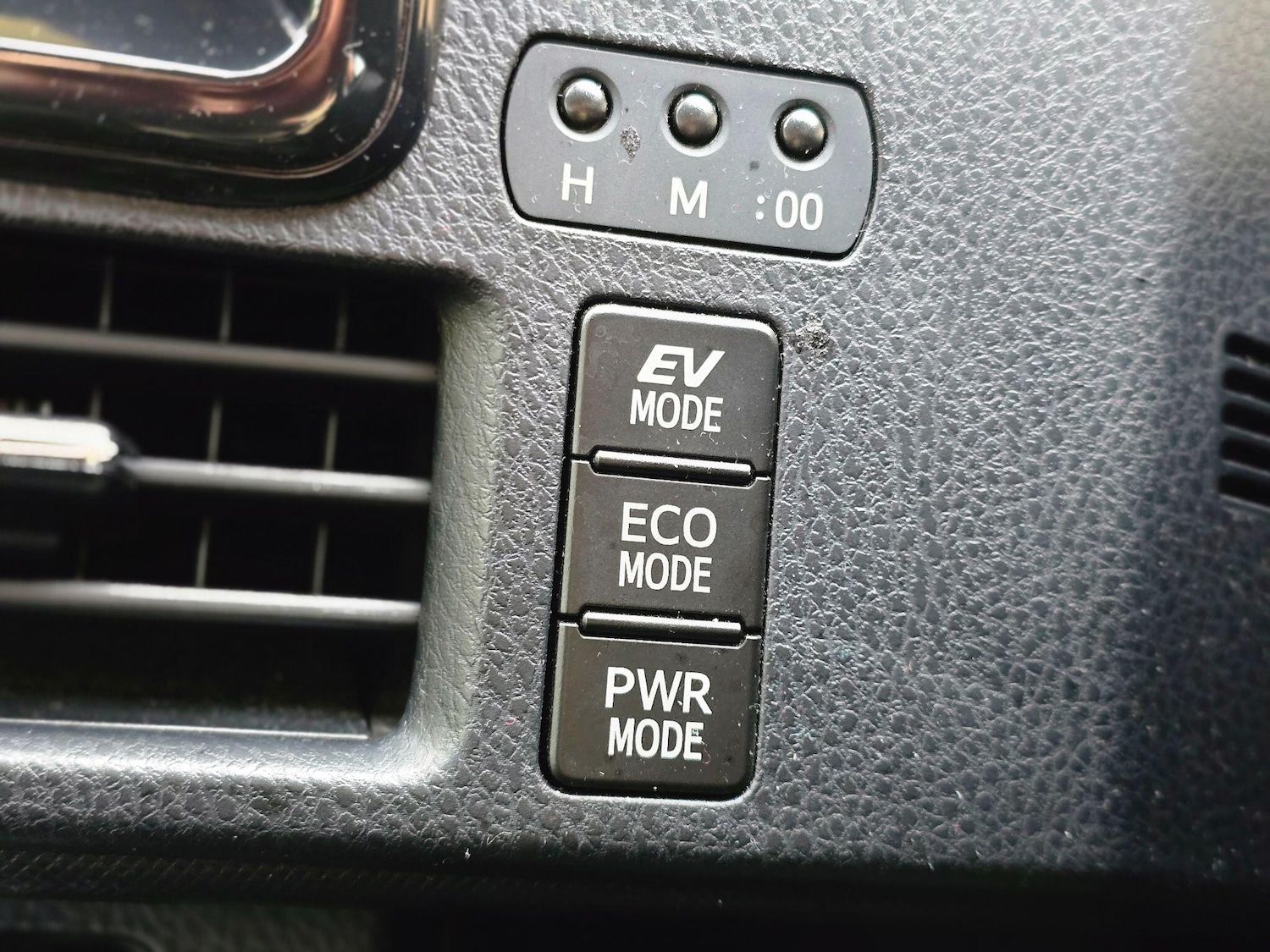 Used Toyota Noah 2024 for sale - 76865372: Photo 24