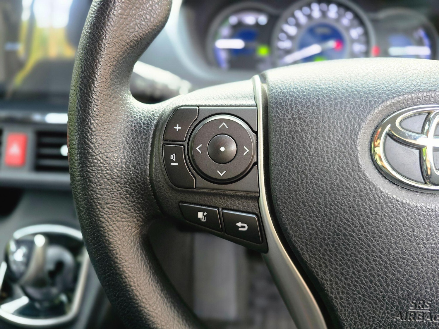 Used Toyota Noah 2024 for sale - 76865372: Photo 27