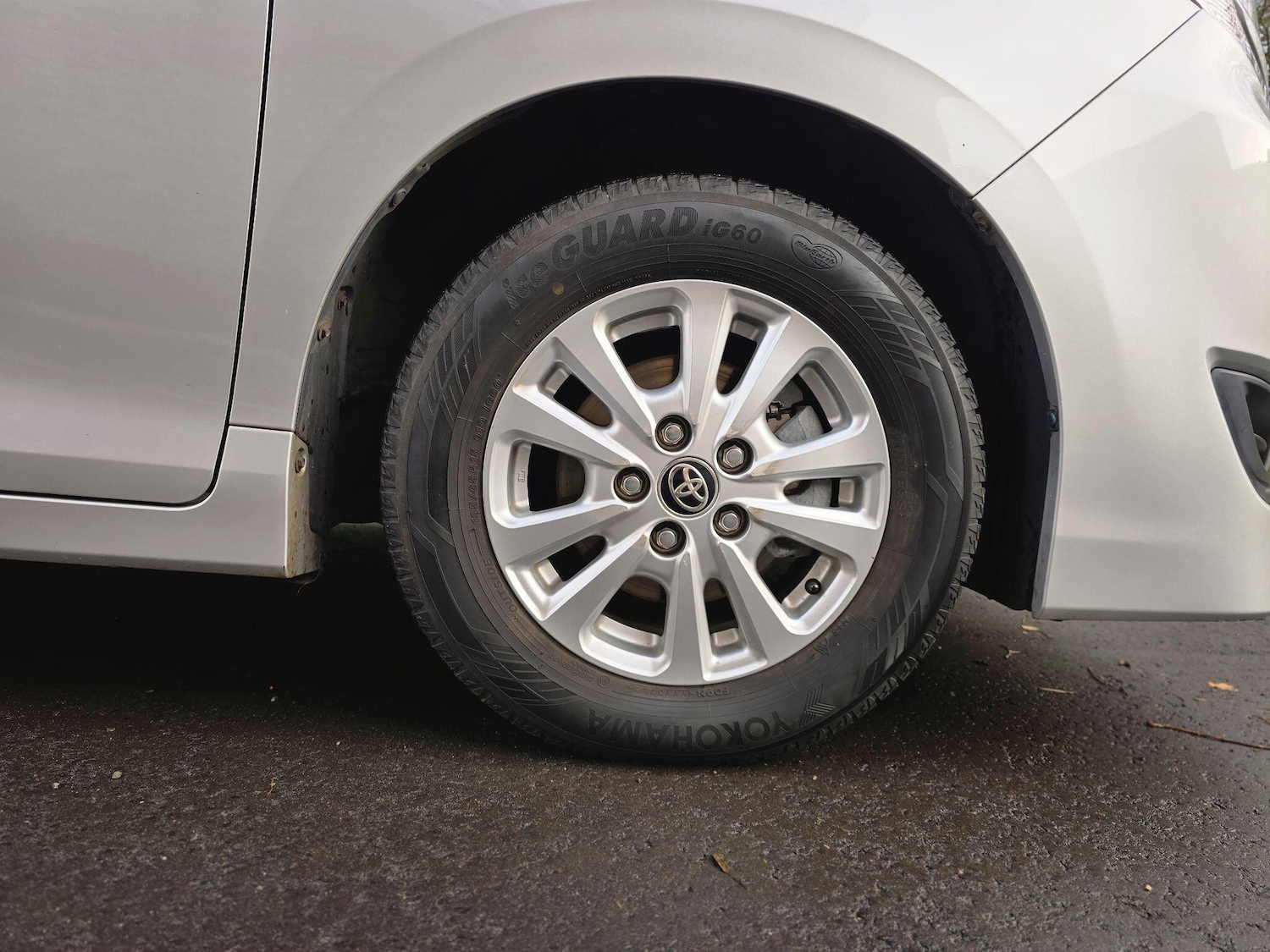 Used Toyota Noah 2024 for sale - 76865372: Photo 32