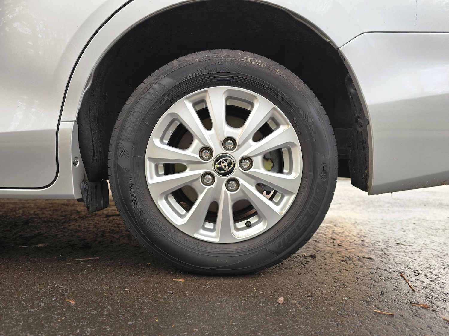 Used Toyota Noah 2024 for sale - 76865372: Photo 34