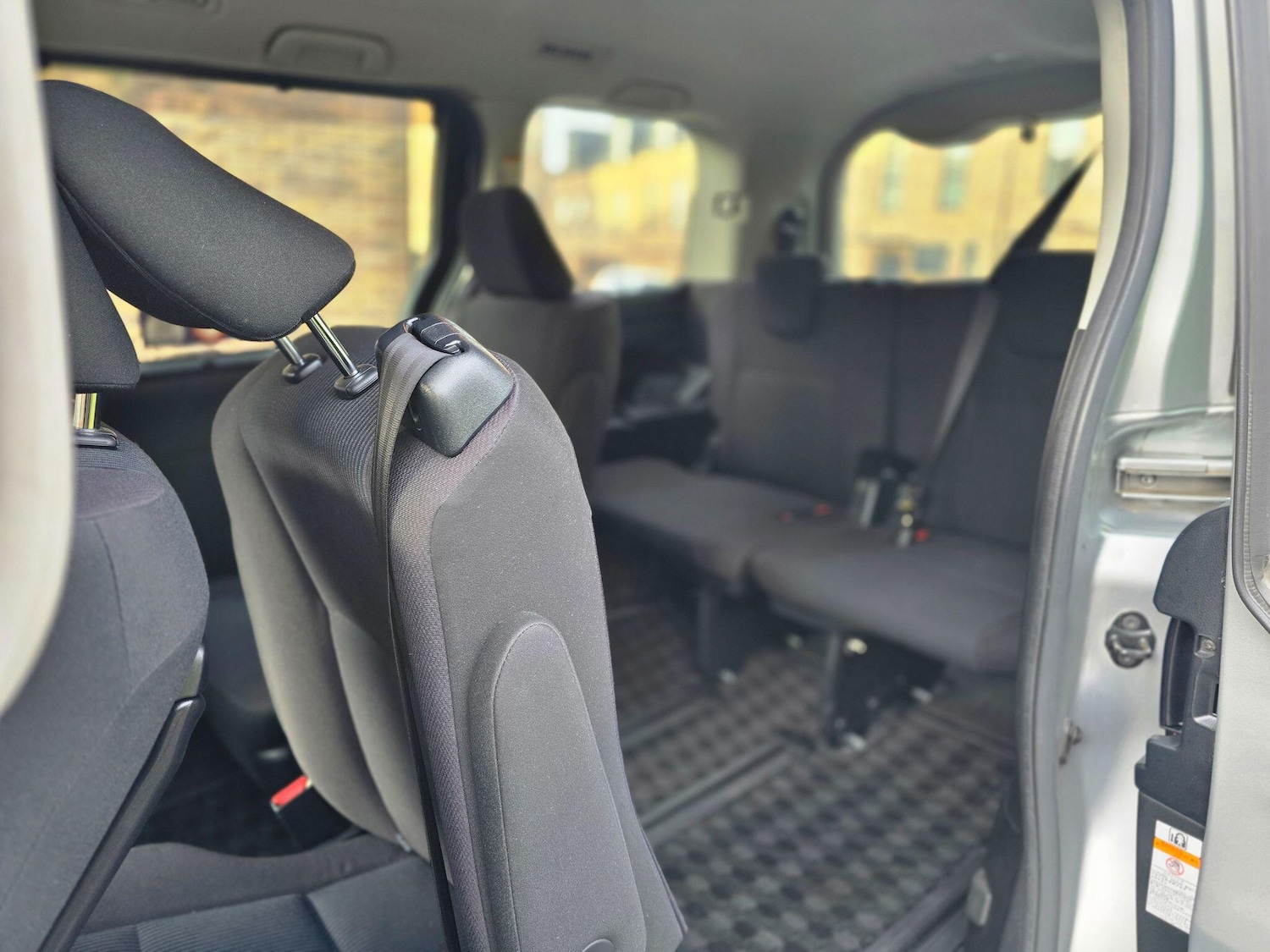 Used Toyota Noah 2024 for sale - 76865372: Photo 50