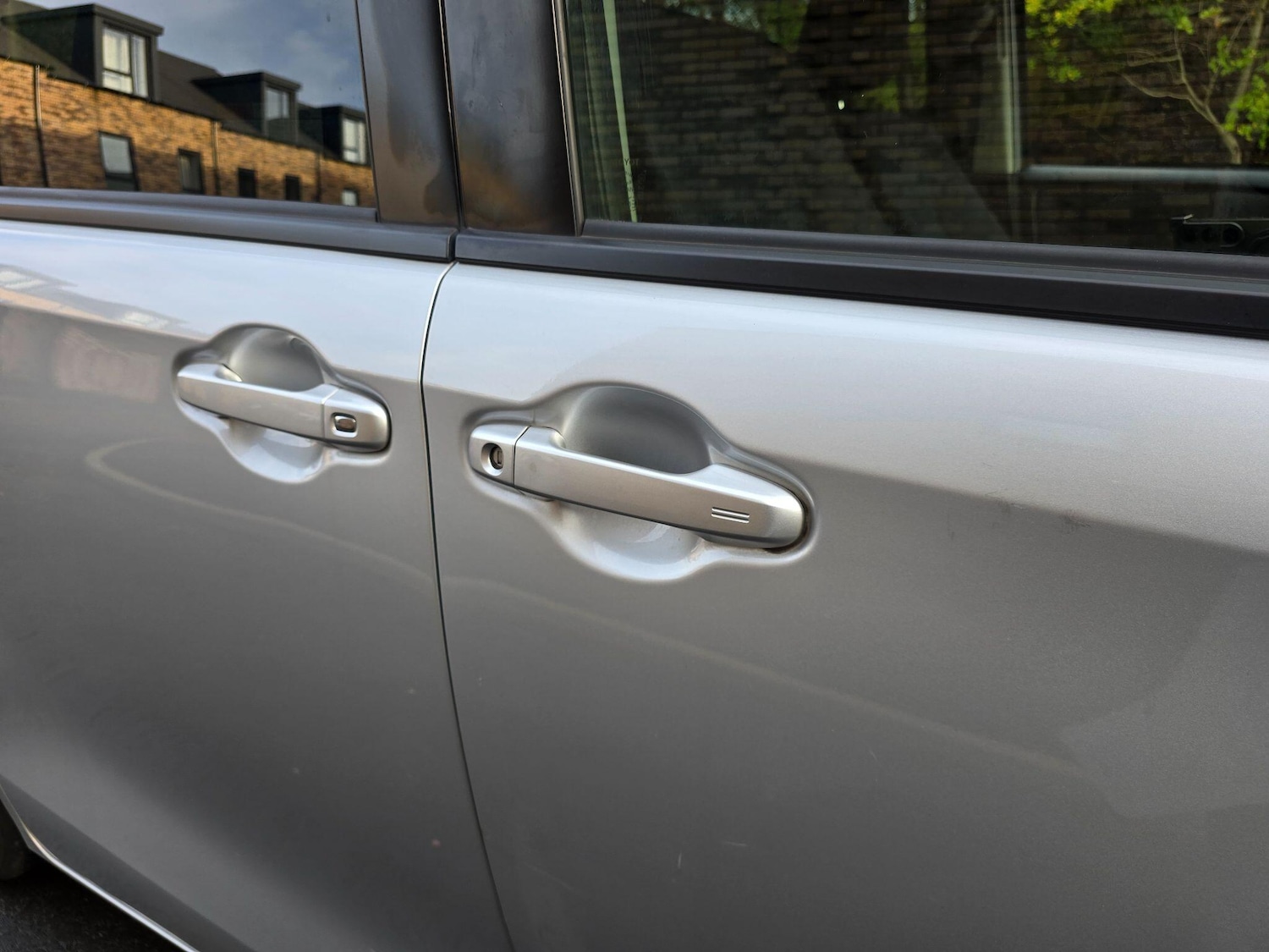 Used Toyota Noah 2024 for sale - 76865372: Photo 58