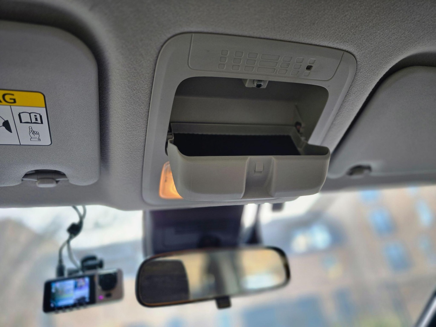 Used Toyota Noah 2024 for sale - 76865372: Photo 60