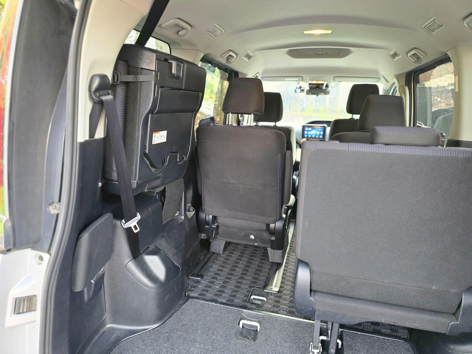 Used Toyota Noah 2024 for sale - 76865372: Photo 64