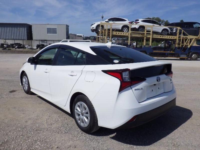 Used Toyota Prius for sale - 77469130: Photo 4