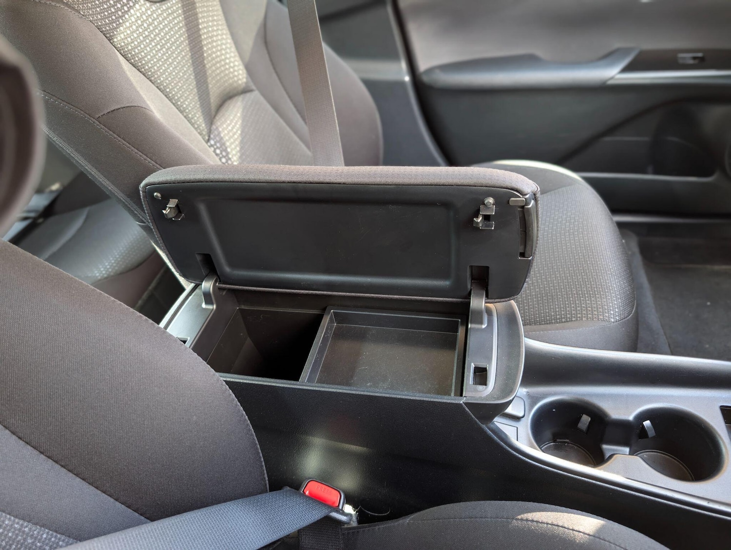 Used Toyota Prius for sale - 77469130: Photo 68