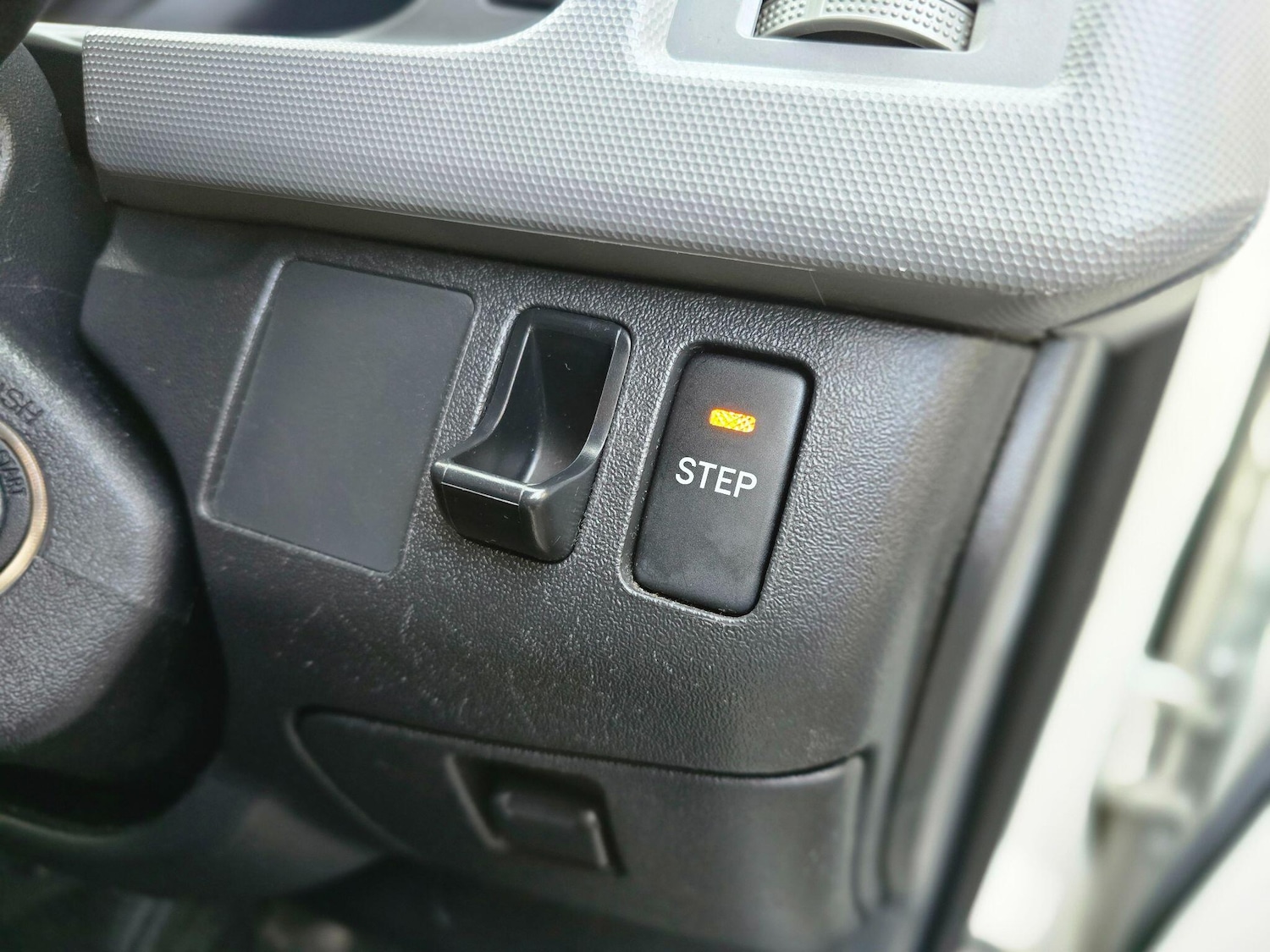 Used Toyota HiAce for sale - 76865380: Photo 17