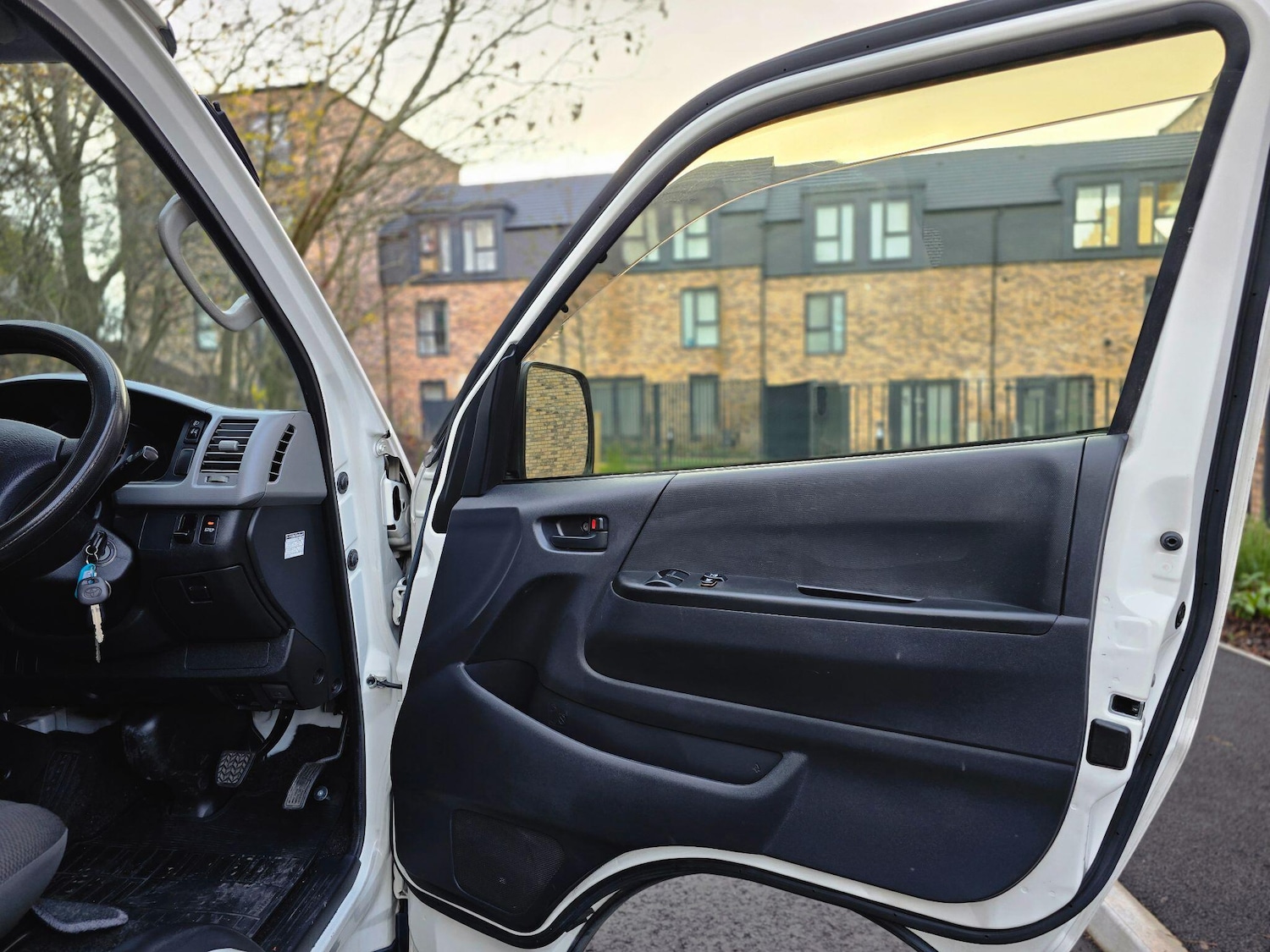 Used Toyota HiAce for sale - 76865380: Photo 35