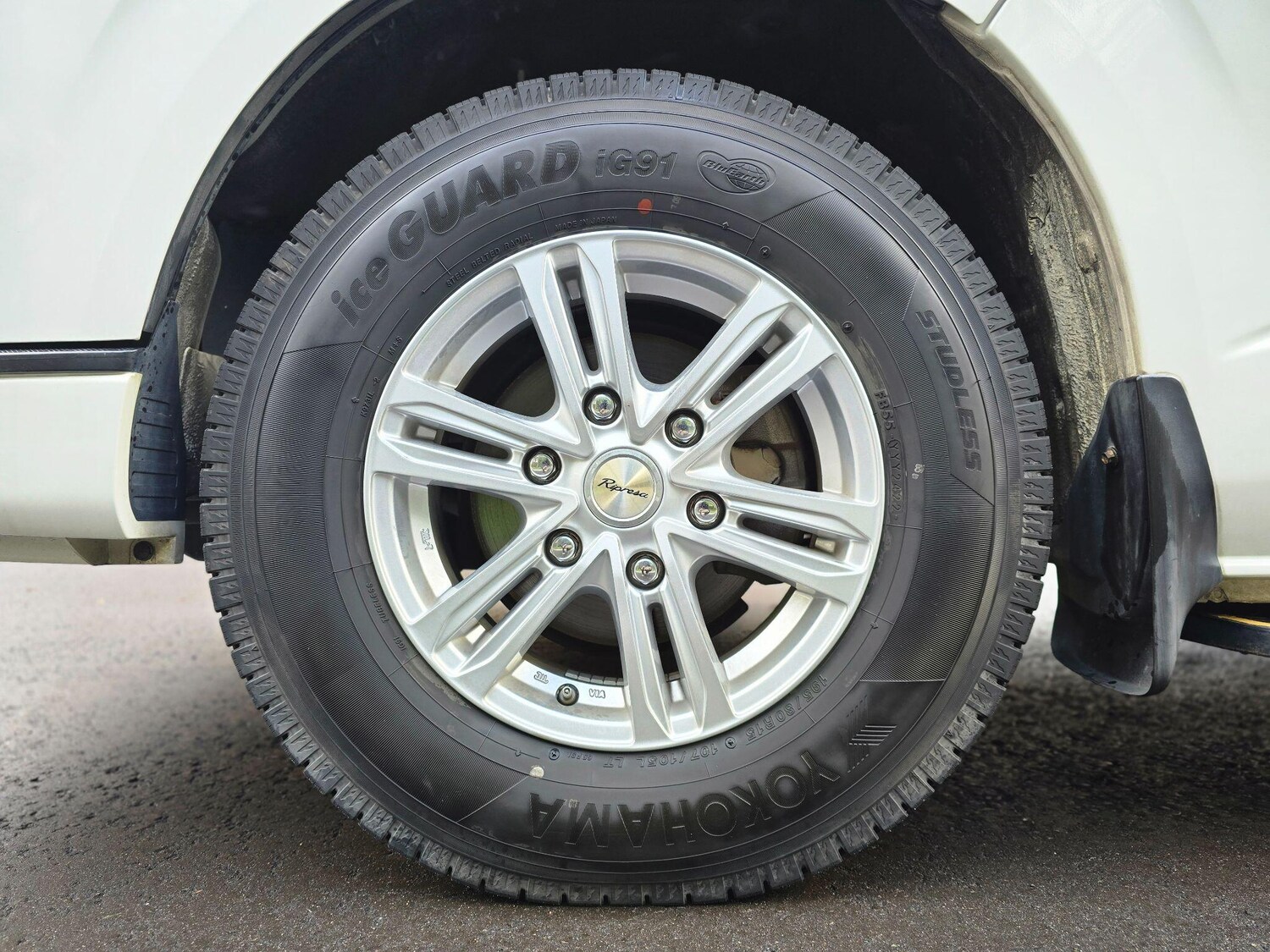 Used Toyota HiAce for sale - 76865380: Photo 60