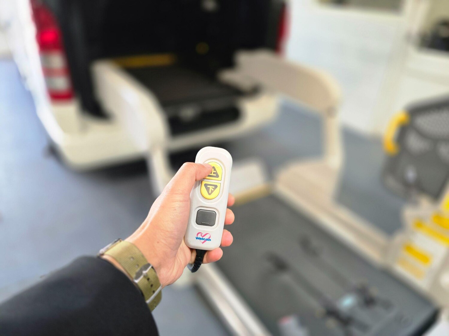 Used Toyota HiAce for sale - 76865380: Photo 63