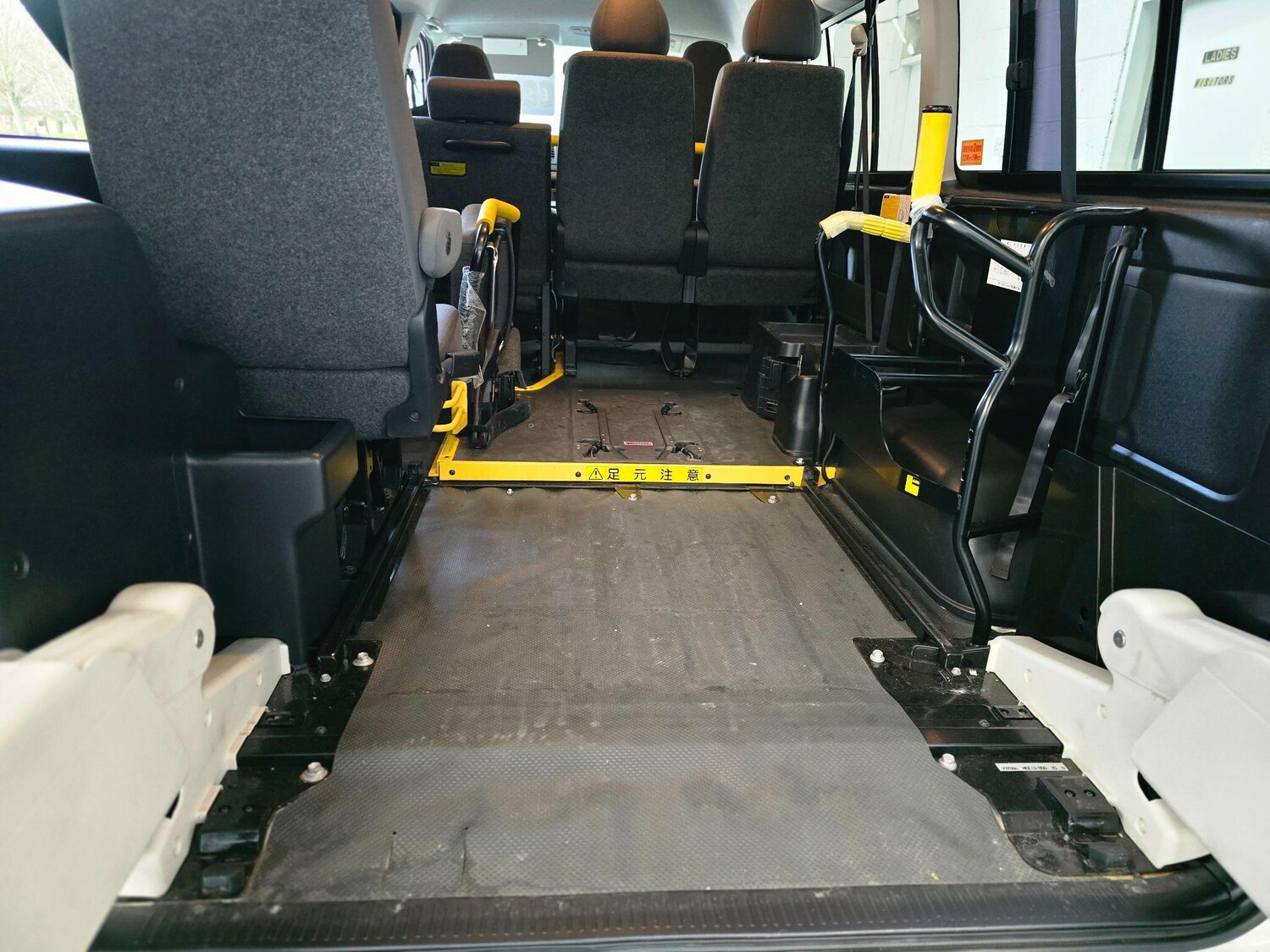 Used Toyota HiAce for sale - 76865380: Photo 64