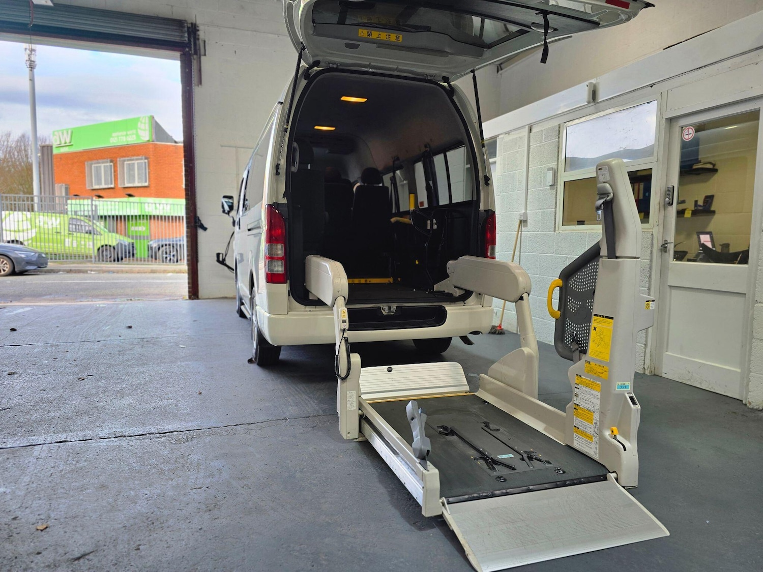 Used Toyota HiAce for sale - 76865380: Photo 69