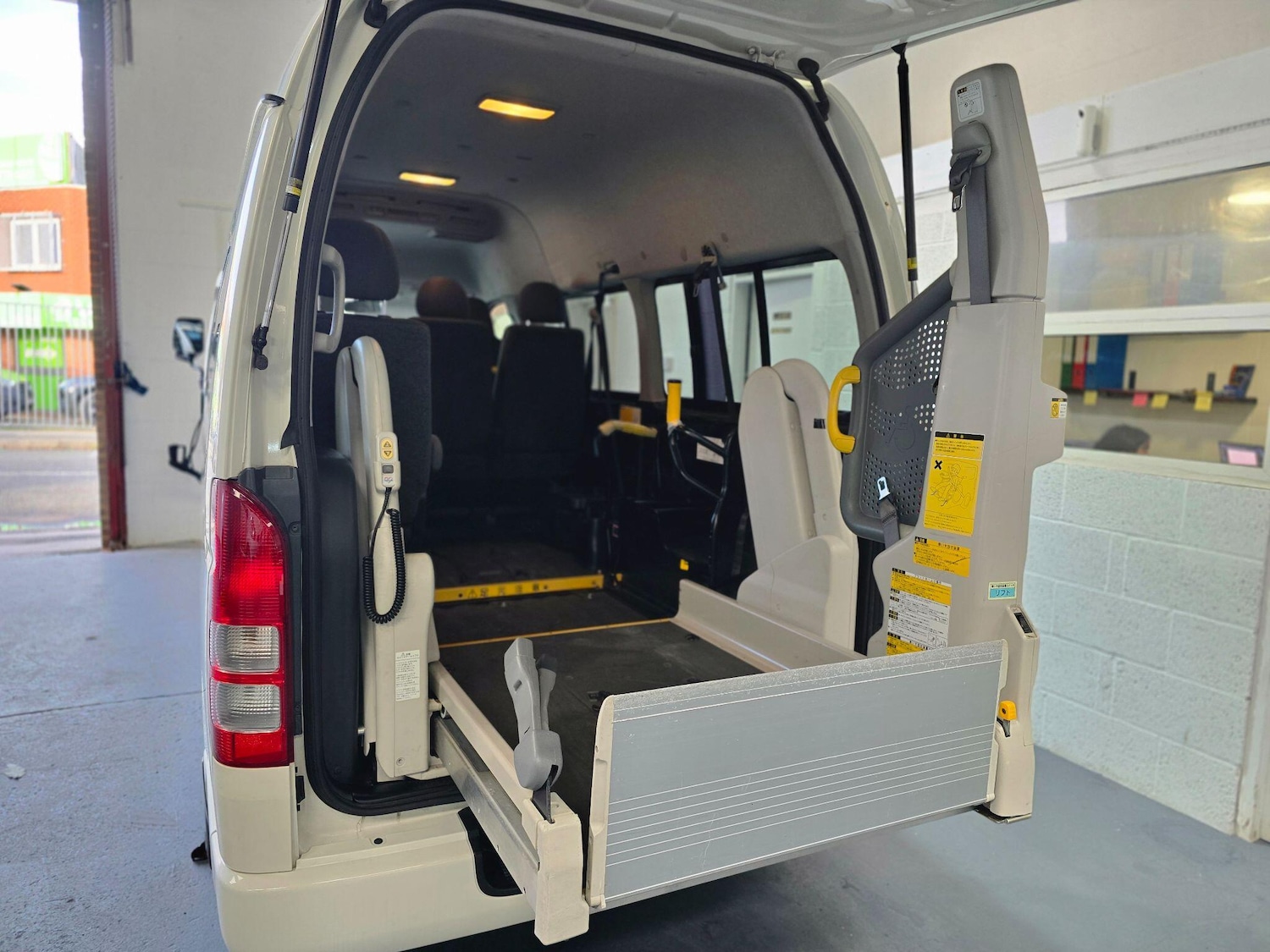 Used Toyota HiAce for sale - 76865380: Photo 70