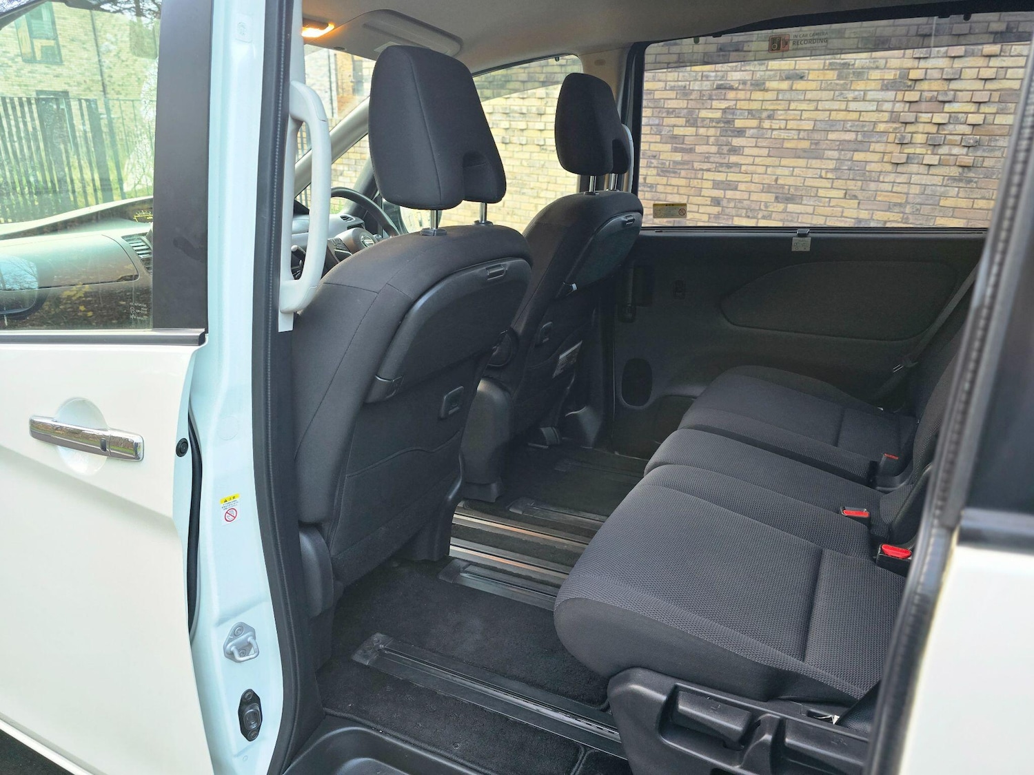 Used Nissan Serena 2024 for sale - 77320295: Photo 17