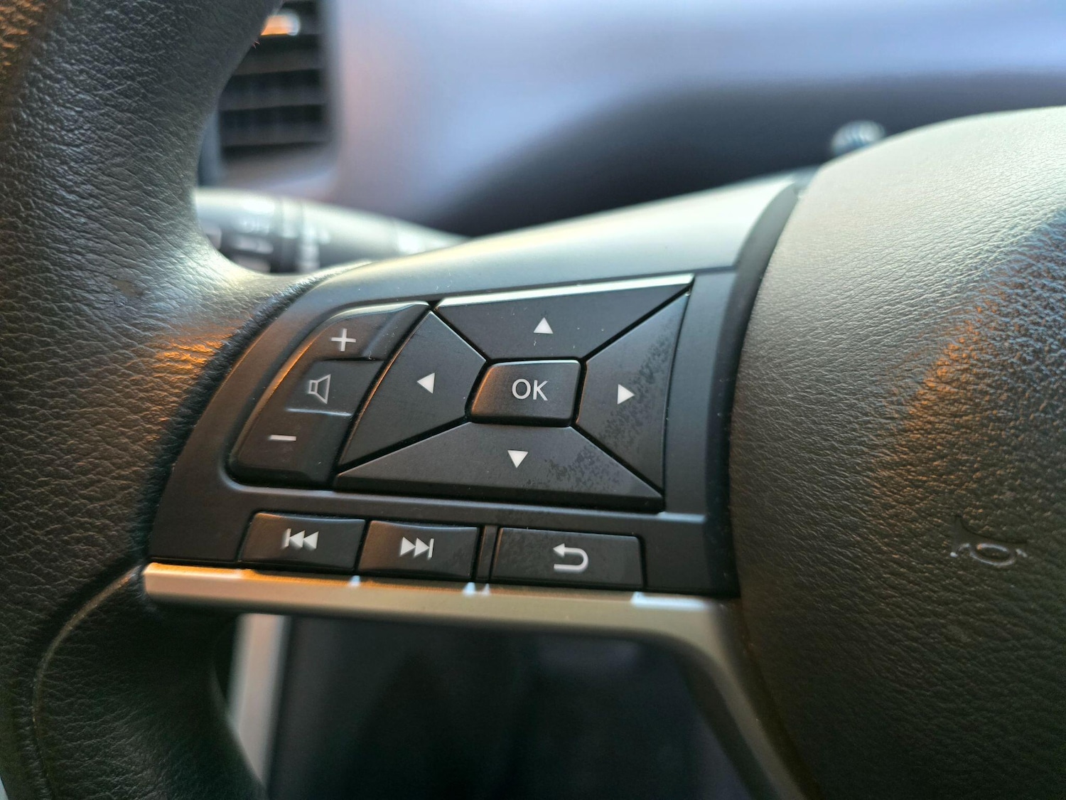 Used Nissan Serena 2024 for sale - 77320295: Photo 26