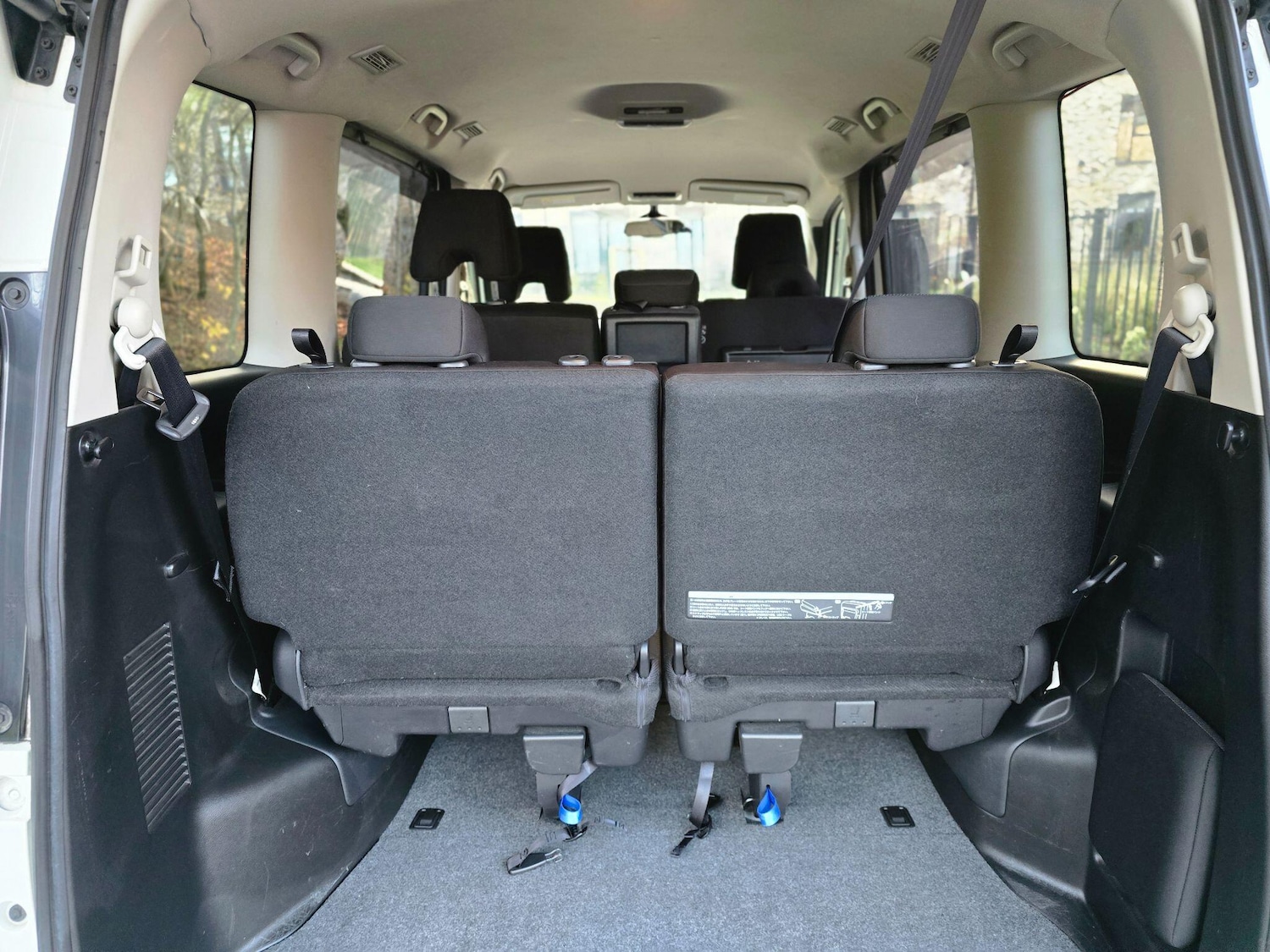 Used Nissan Serena 2024 for sale - 77320295: Photo 43