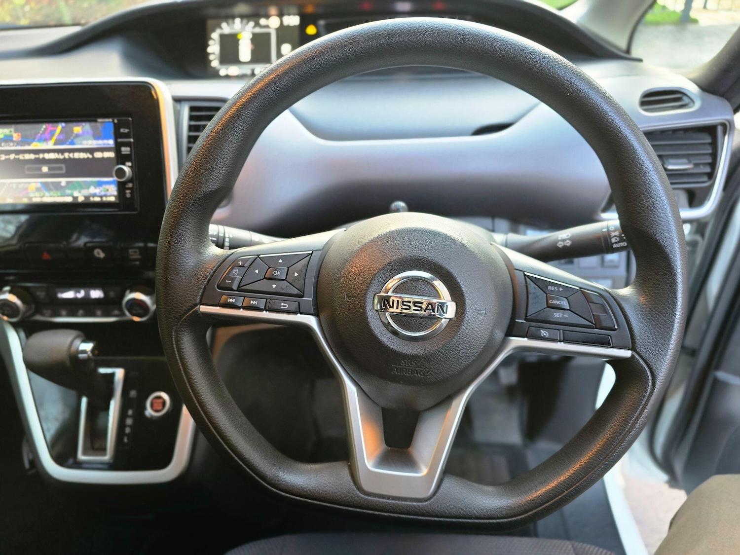 Used Nissan Serena 2024 for sale - 77320295: Photo 44