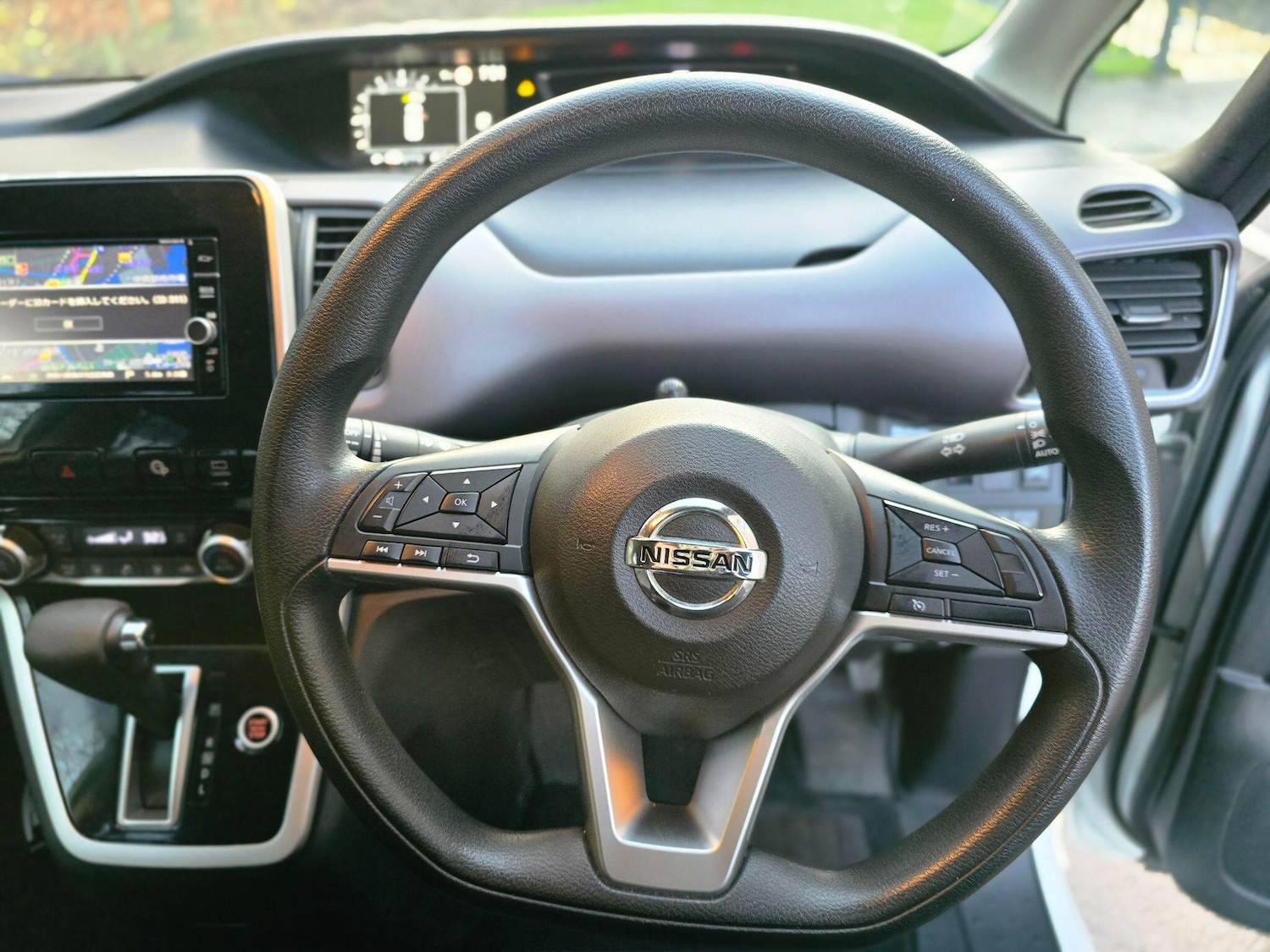 Used Nissan Serena 2024 for sale - 77320295: Photo 45