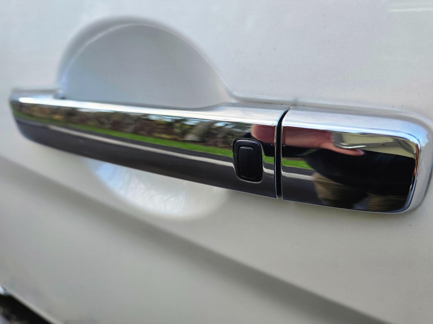 Used Nissan Serena 2024 for sale - 77320295: Photo 56