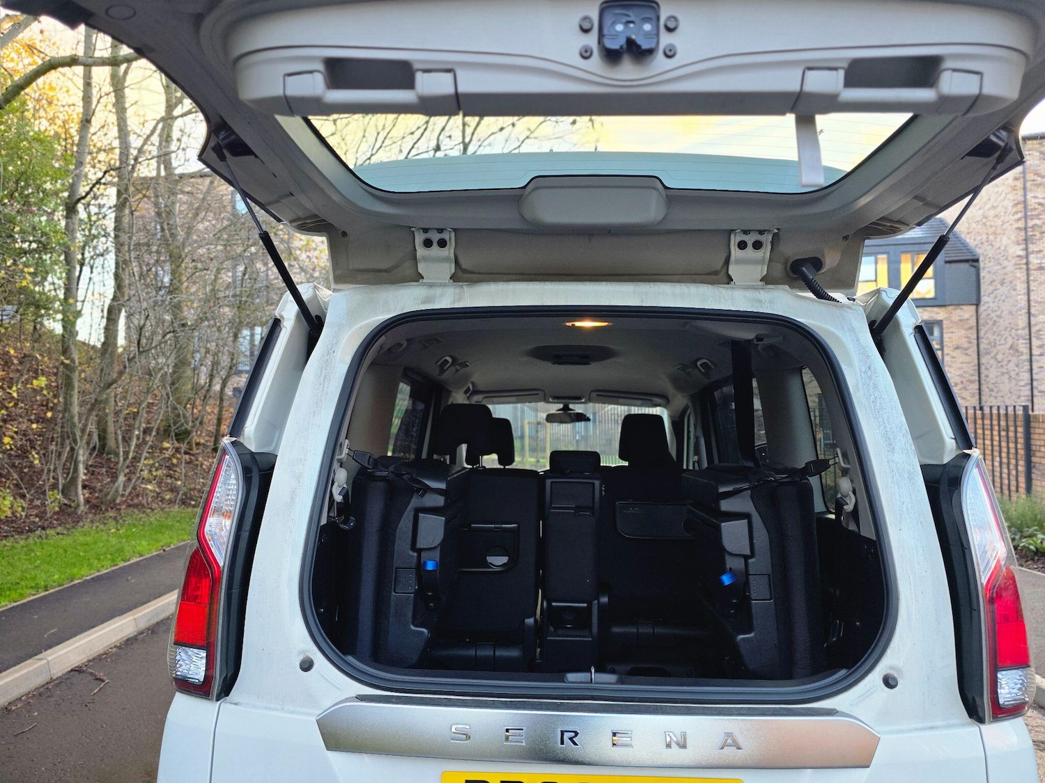 Used Nissan Serena 2024 for sale - 77320295: Photo 66