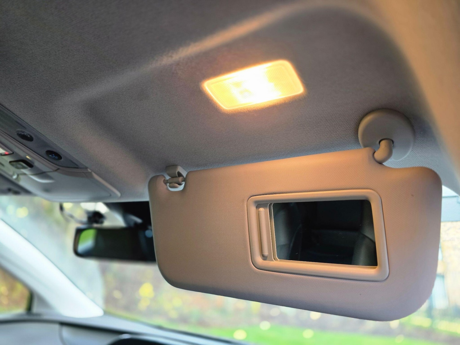 Used Toyota Prius for sale - 76865498: Photo 28